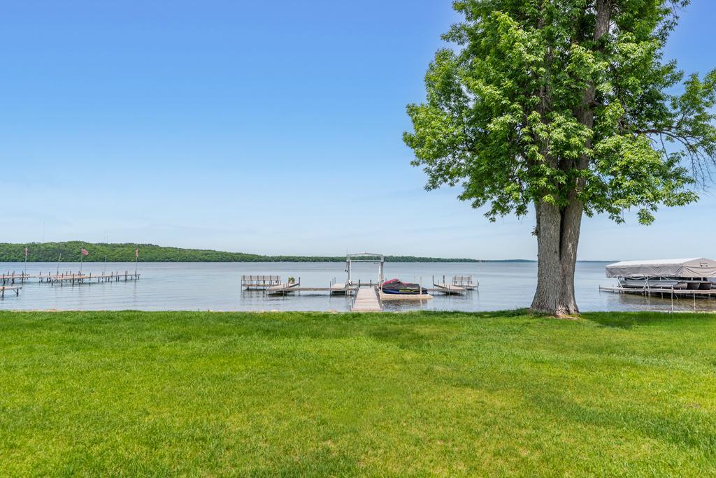 1999 townhouse for sale at 10442 Gull Point Road in East Gull Lake, MN — 3 bed, 3 bath (photo 23 of 38)