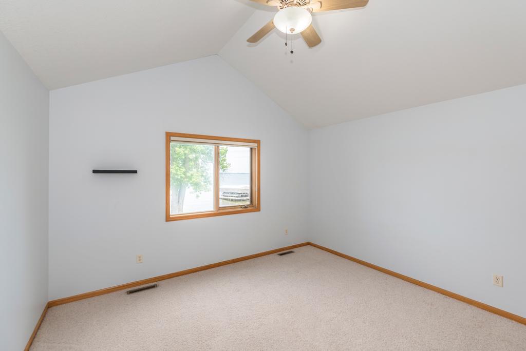 1999 townhouse for sale at 10442 Gull Point Road in East Gull Lake, MN — 3 bed, 3 bath (photo 30 of 38)