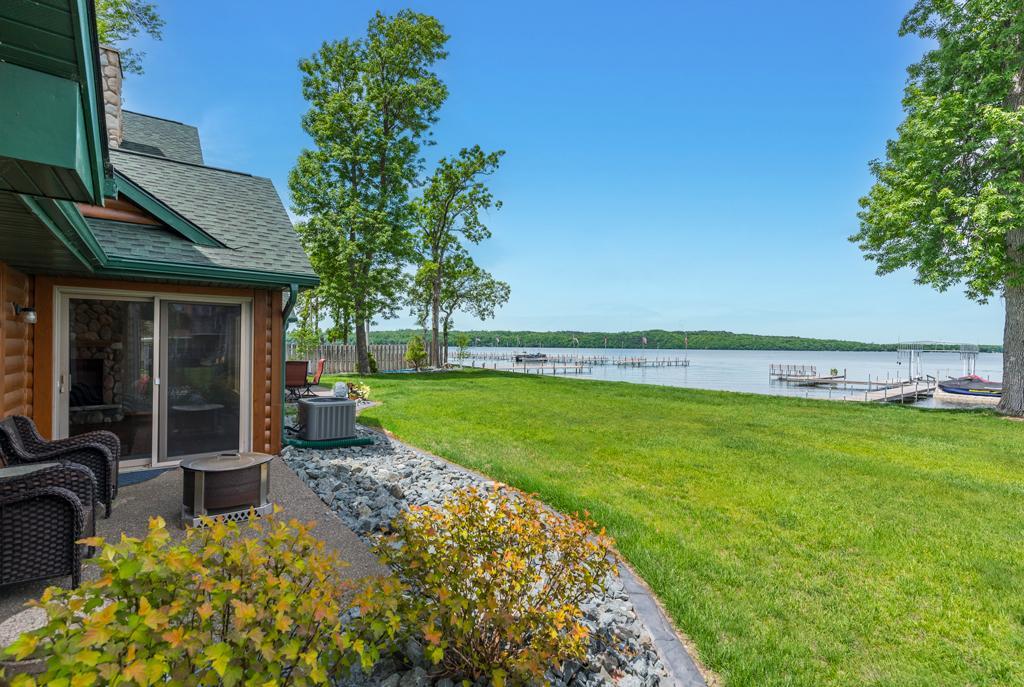 1999 townhouse for sale at 10442 Gull Point Road in East Gull Lake, MN — 3 bed, 3 bath (photo 33 of 38)