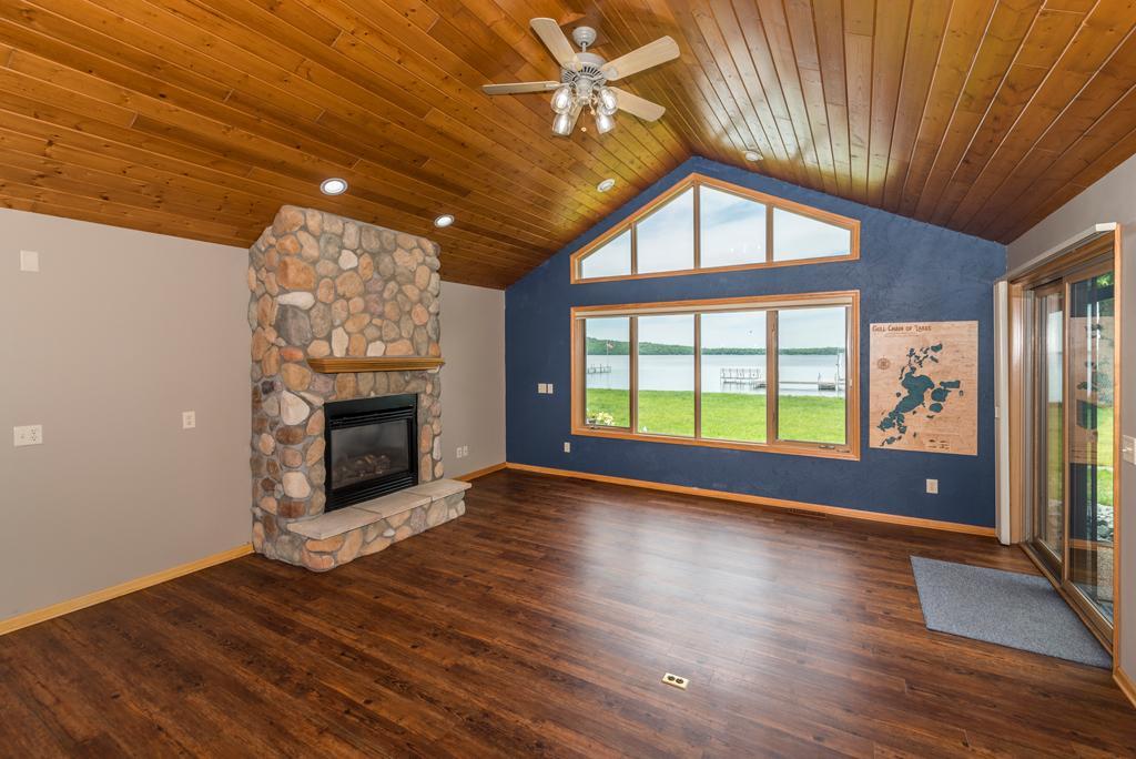1999 townhouse for sale at 10442 Gull Point Road in East Gull Lake, MN — 3 bed, 3 bath (photo 7 of 38)