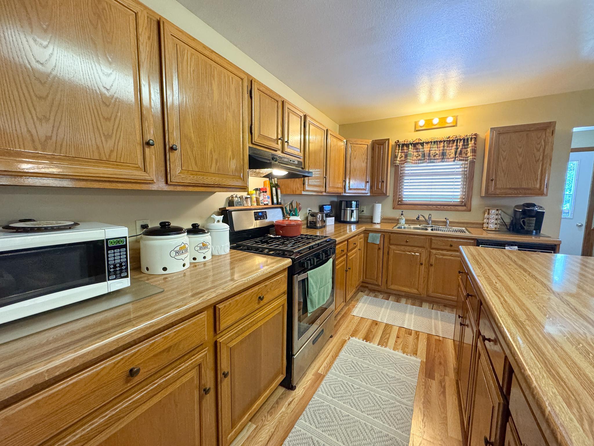 210 2nd Avenue S, Dent MN 56528 - Photo 7 of 47