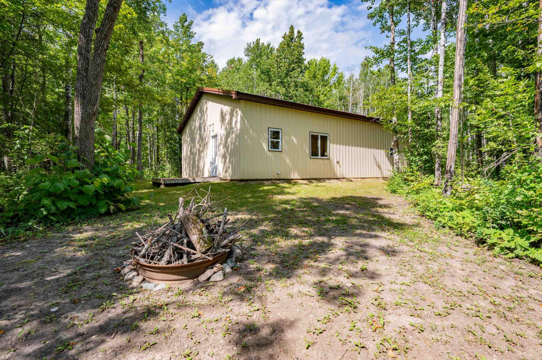 2017 single family home for sale at 67488 Busties Lake Access in Effie, MN — 2 bed, 1 bath