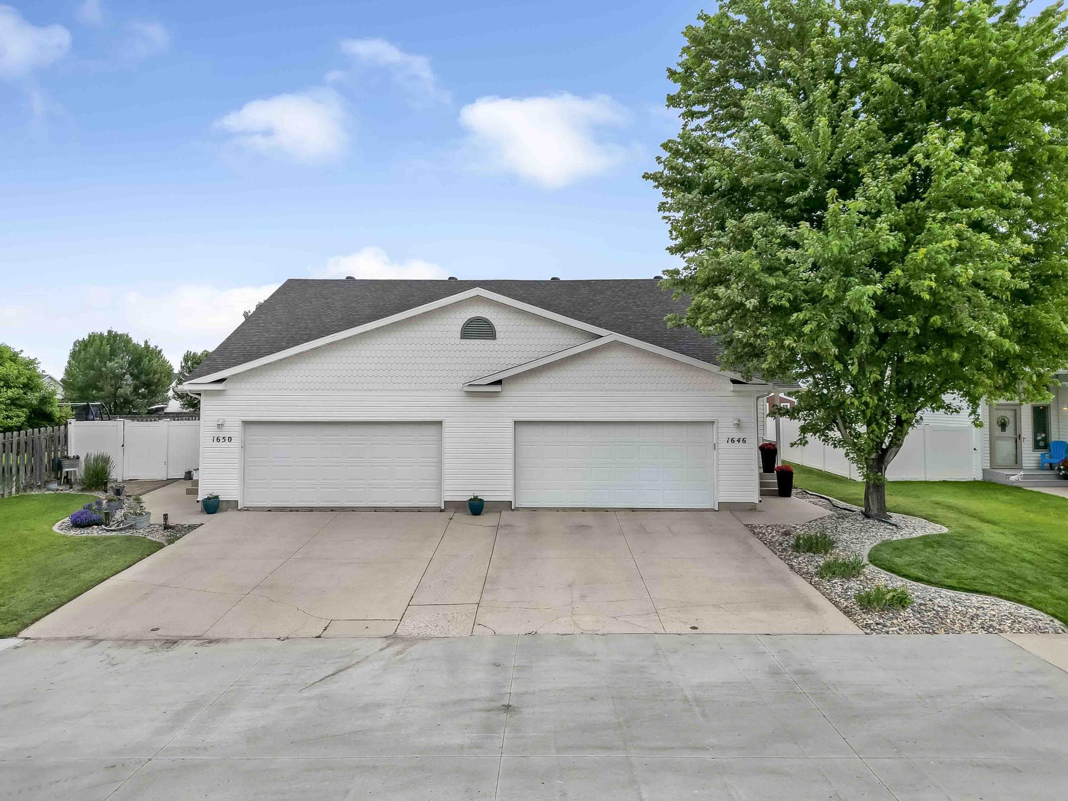 1646 19th E Avenue, West Fargo ND 58078 - Photo 4 of 50