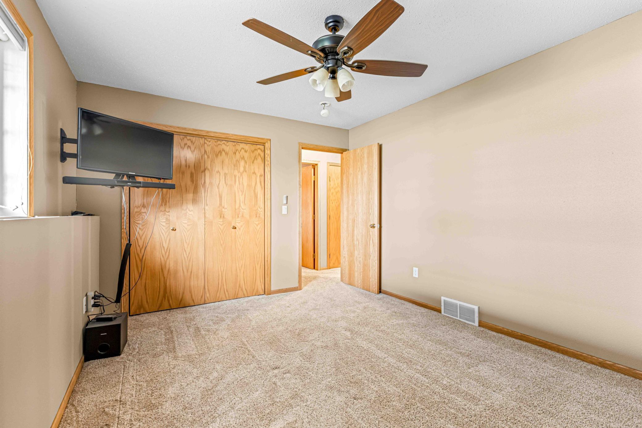 1646 19th E Avenue, West Fargo ND 58078 - Photo 32 of 50