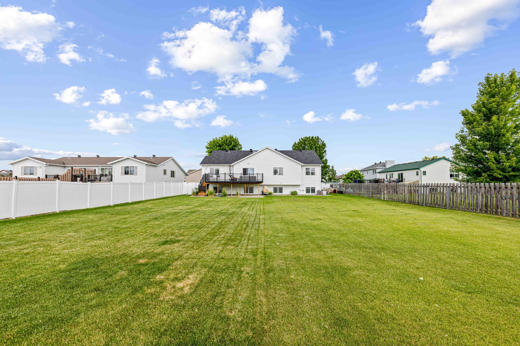 1646 19th E Avenue, West Fargo ND 58078 - Photo 41 of 50