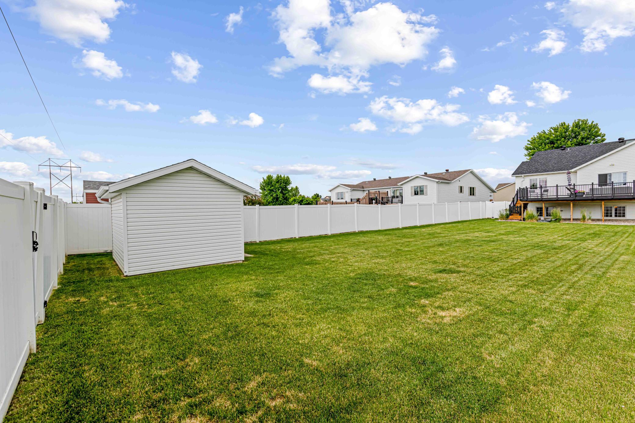 1646 19th E Avenue, West Fargo ND 58078 - Photo 43 of 50