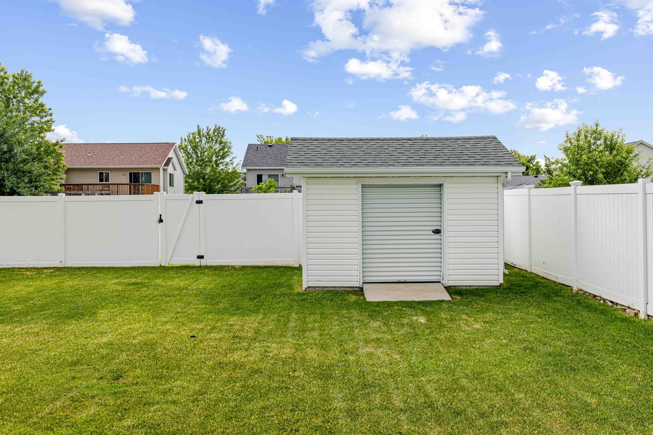 1646 19th E Avenue, West Fargo ND 58078 - Photo 44 of 50
