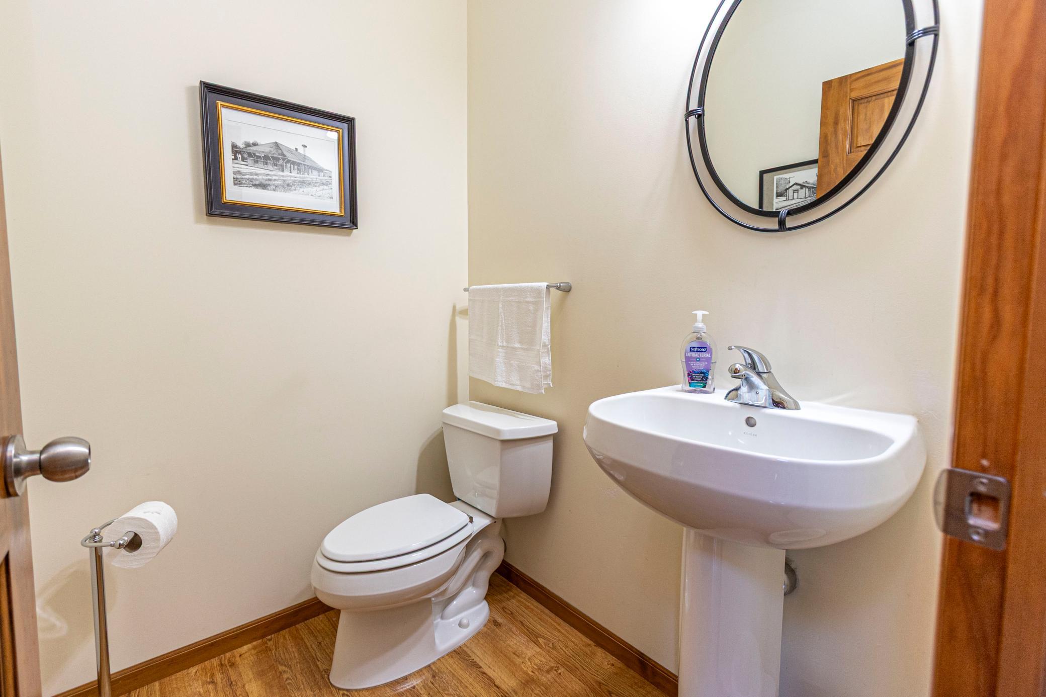 2007 single family home for sale at 23569 County Road 99 SW in Kensington, MN — 4 bed, 3 bath (photo 14 of 63)