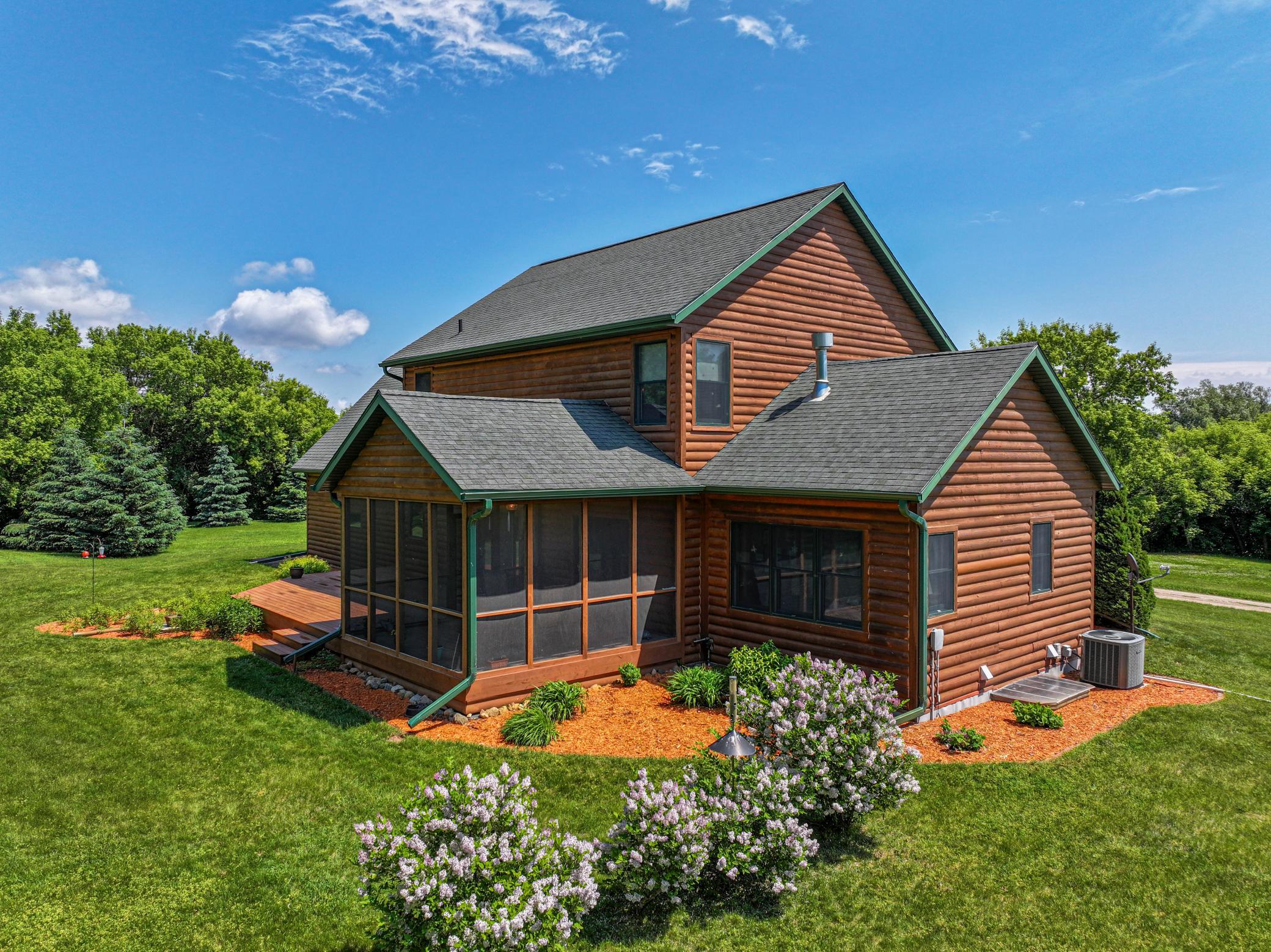 2007 single family home for sale at 23569 County Road 99 SW in Kensington, MN — 4 bed, 3 bath (photo 3 of 63)