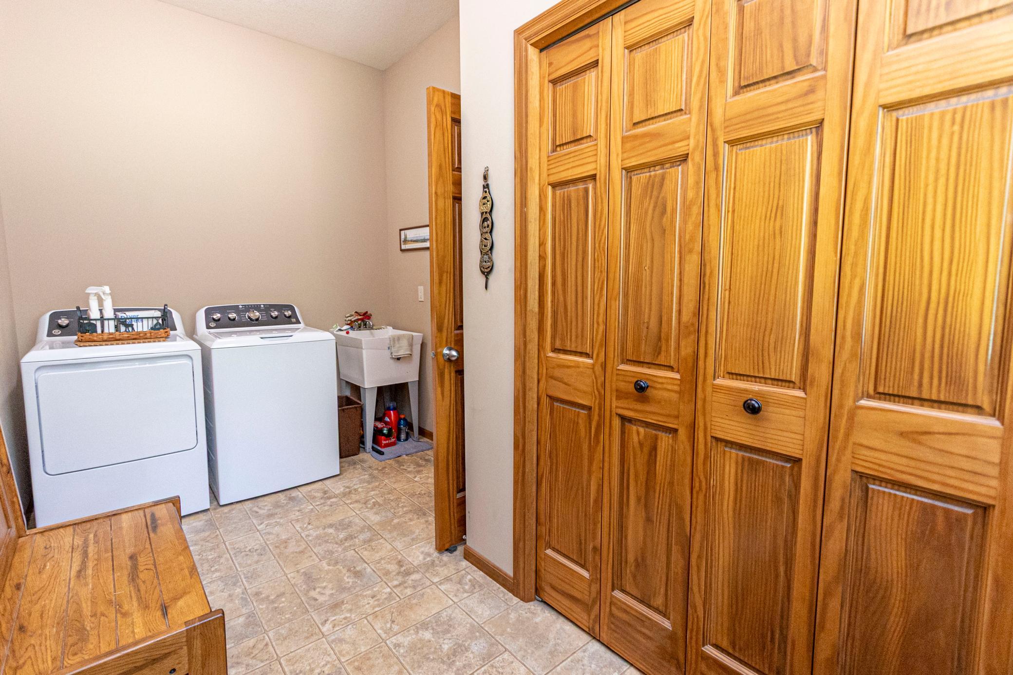 2007 single family home for sale at 23569 County Road 99 SW in Kensington, MN — 4 bed, 3 bath (photo 28 of 63)