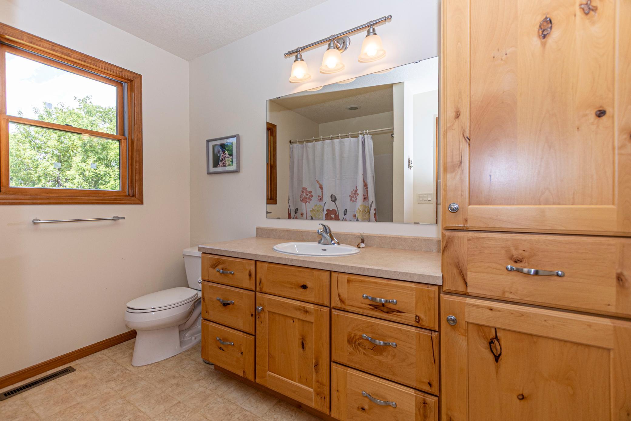 2007 single family home for sale at 23569 County Road 99 SW in Kensington, MN — 4 bed, 3 bath (photo 35 of 63)
