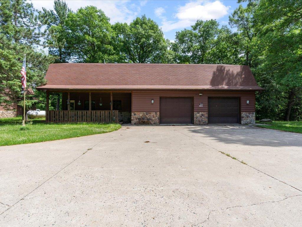 1987 single family home for sale at 23729 Cooley Drive in Brainerd, MN — 3 bed, 3 bath (photo 24 of 59)