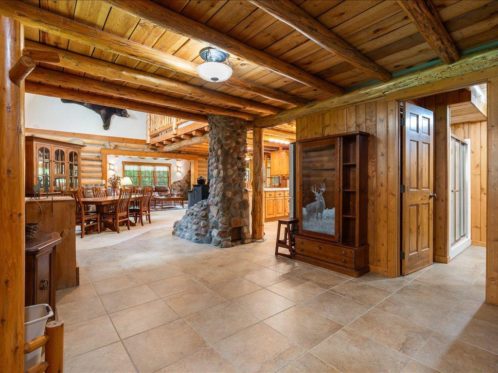 1987 single family home for sale at 23729 Cooley Drive in Brainerd, MN — 3 bed, 3 bath (photo 8 of 59)