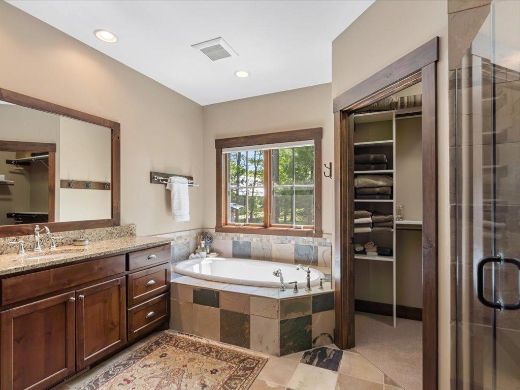 2013 single family home for sale at 24089 Fork Lane in Merrifield, MN — 4 bed, 4 bath (photo 21 of 45)