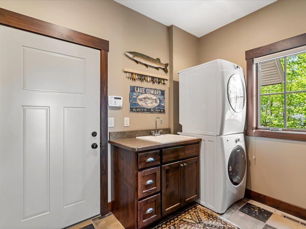 2013 single family home for sale at 24089 Fork Lane in Merrifield, MN — 4 bed, 4 bath (photo 28 of 45)