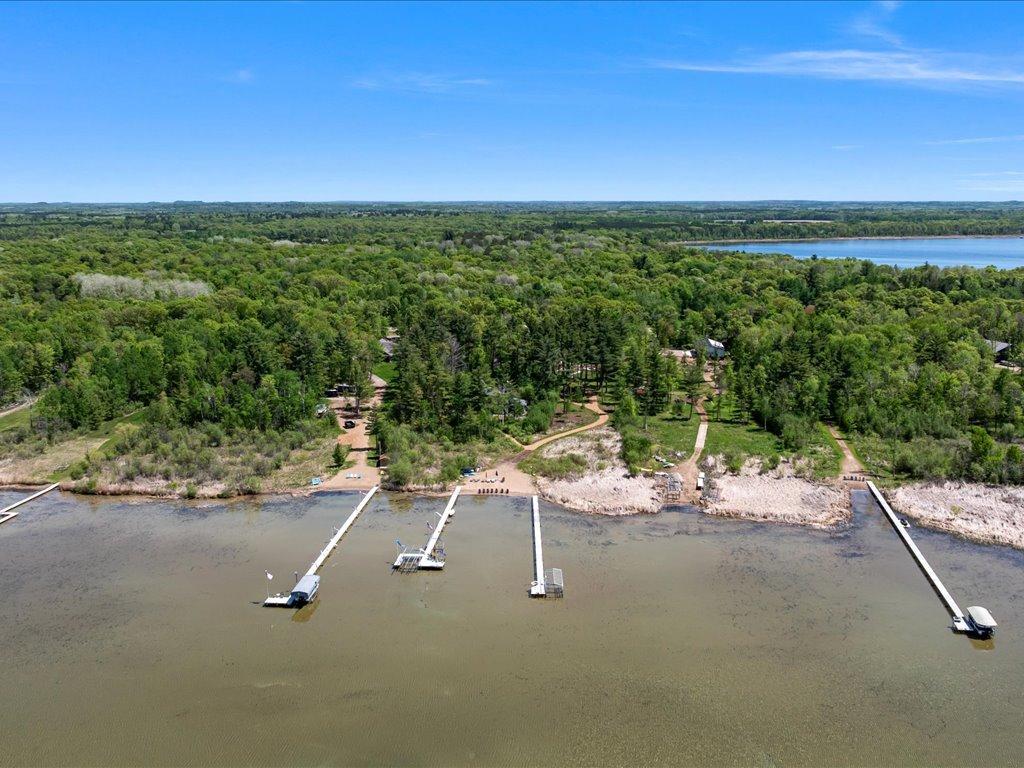 2013 single family home for sale at 24089 Fork Lane in Merrifield, MN — 4 bed, 4 bath (photo 7 of 45)