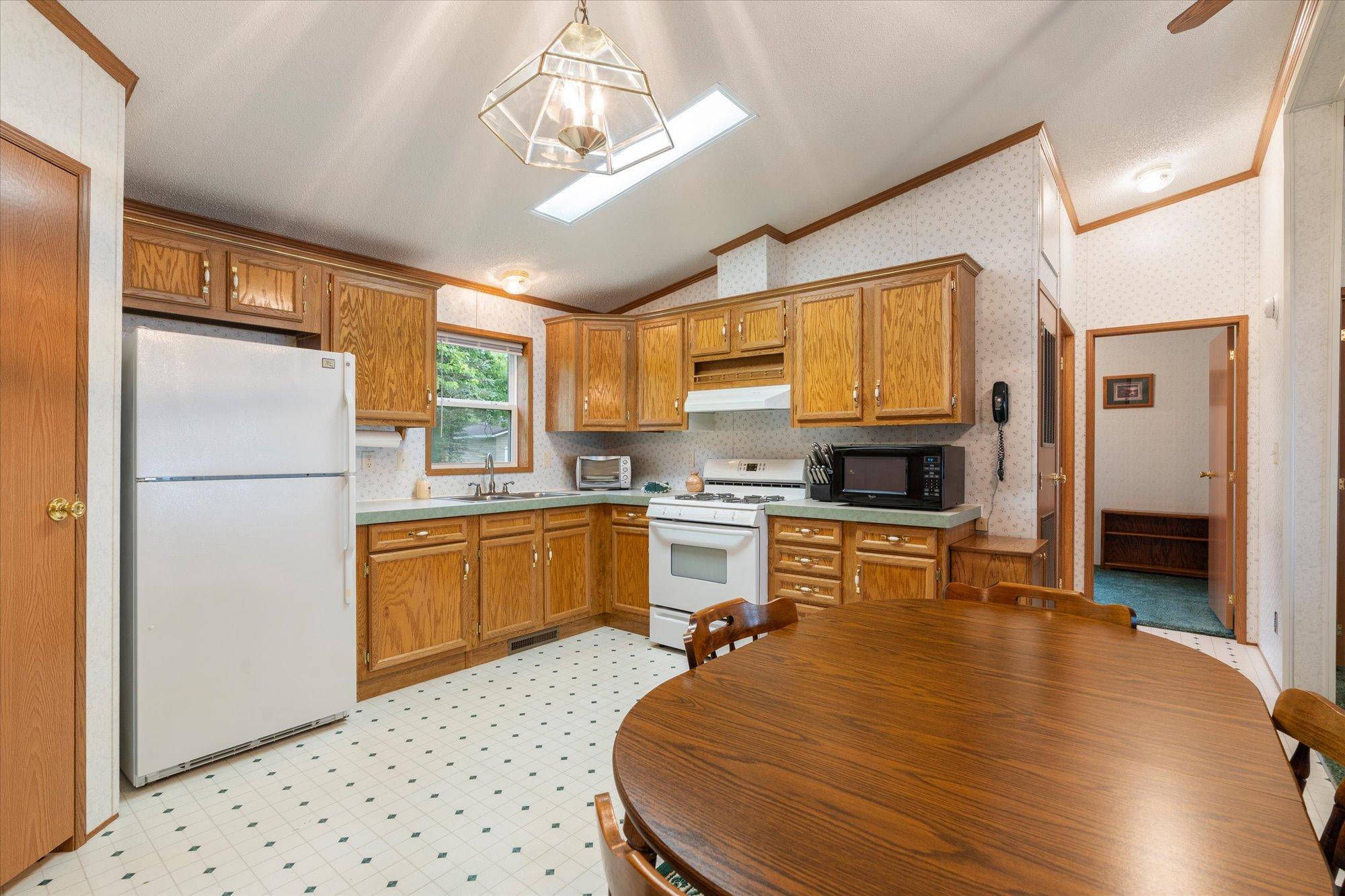 28166 Weisman Road, Merrifield MN 56465 - Photo 10 of 32