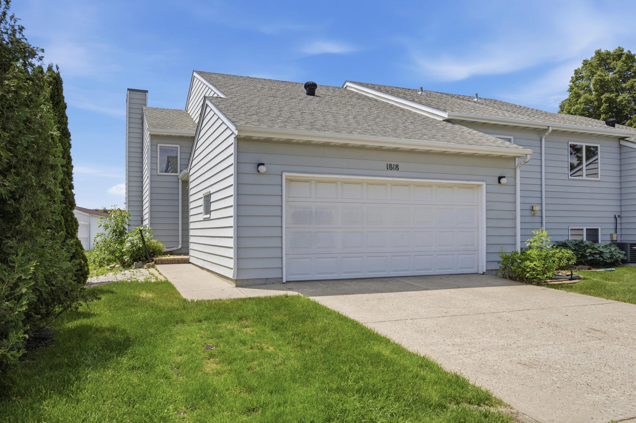 1818 34th Street S, Fargo ND 58103 - Photo 2 of 30