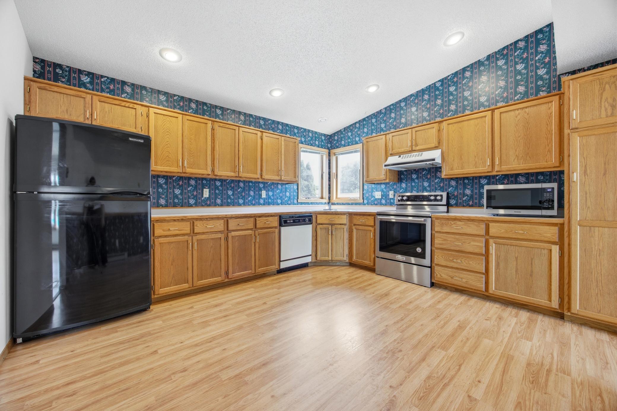 1818 34th Street S, Fargo ND 58103 - Photo 10 of 30