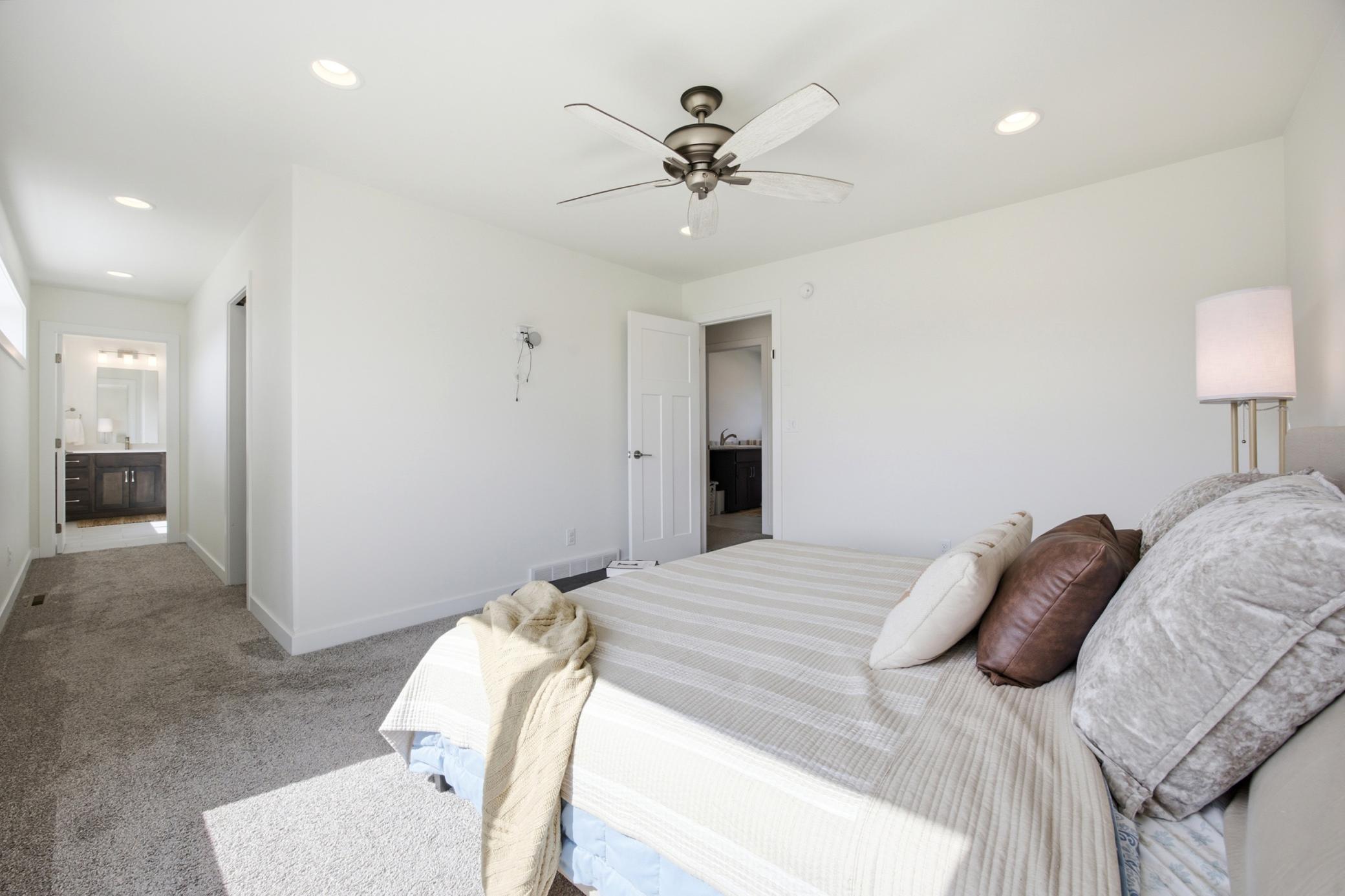 8850 Meadowlark Parkway, Horace ND 58047 - Photo 15 of 35