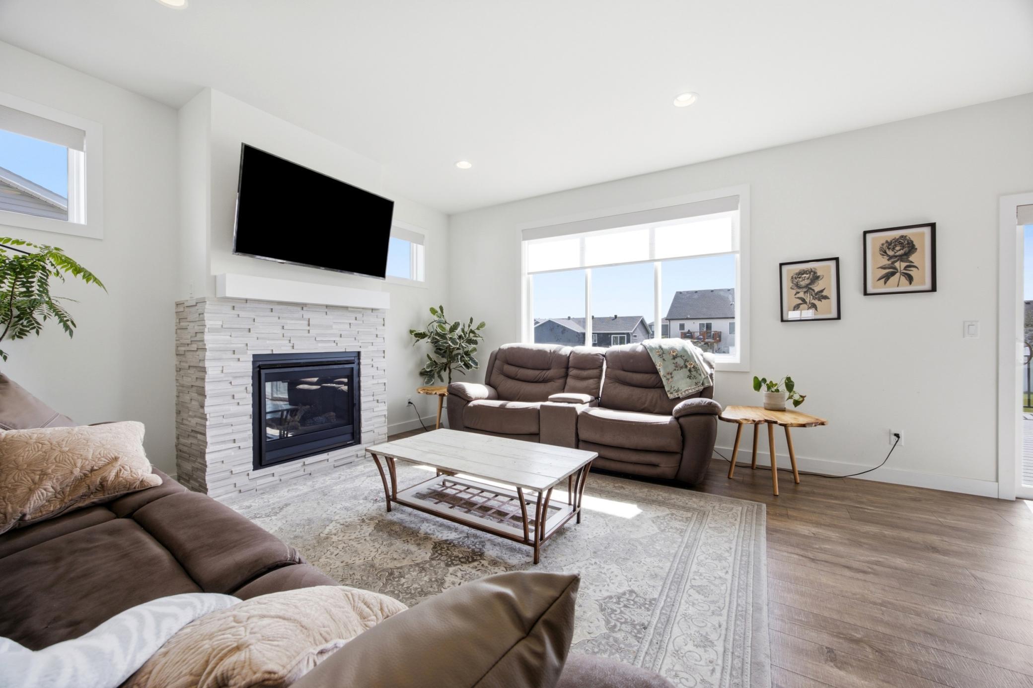 8850 Meadowlark Parkway, Horace ND 58047 - Photo 8 of 35