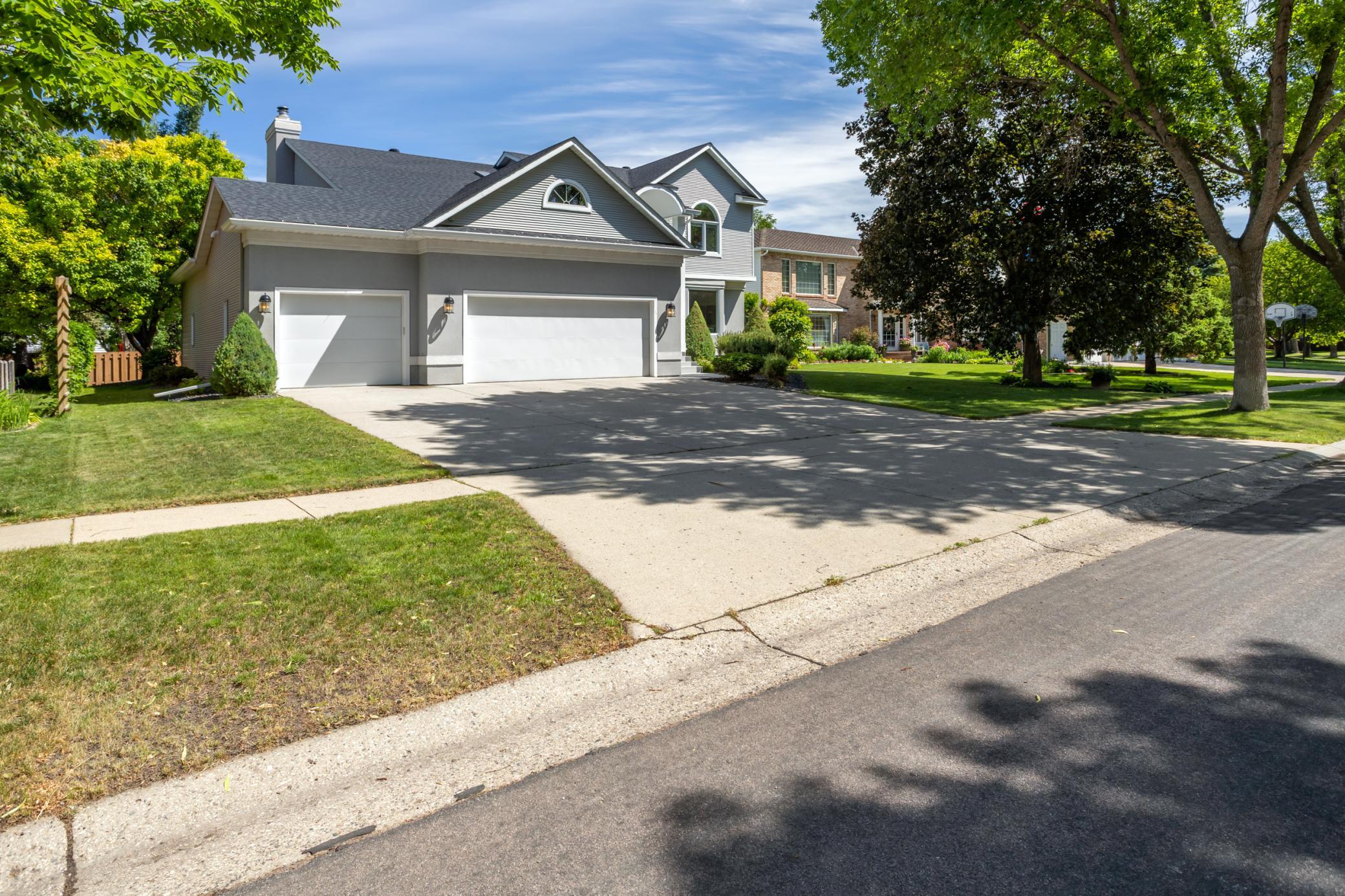 2938 Peterson Parkway N, Fargo ND 58102 - Photo 2 of 89