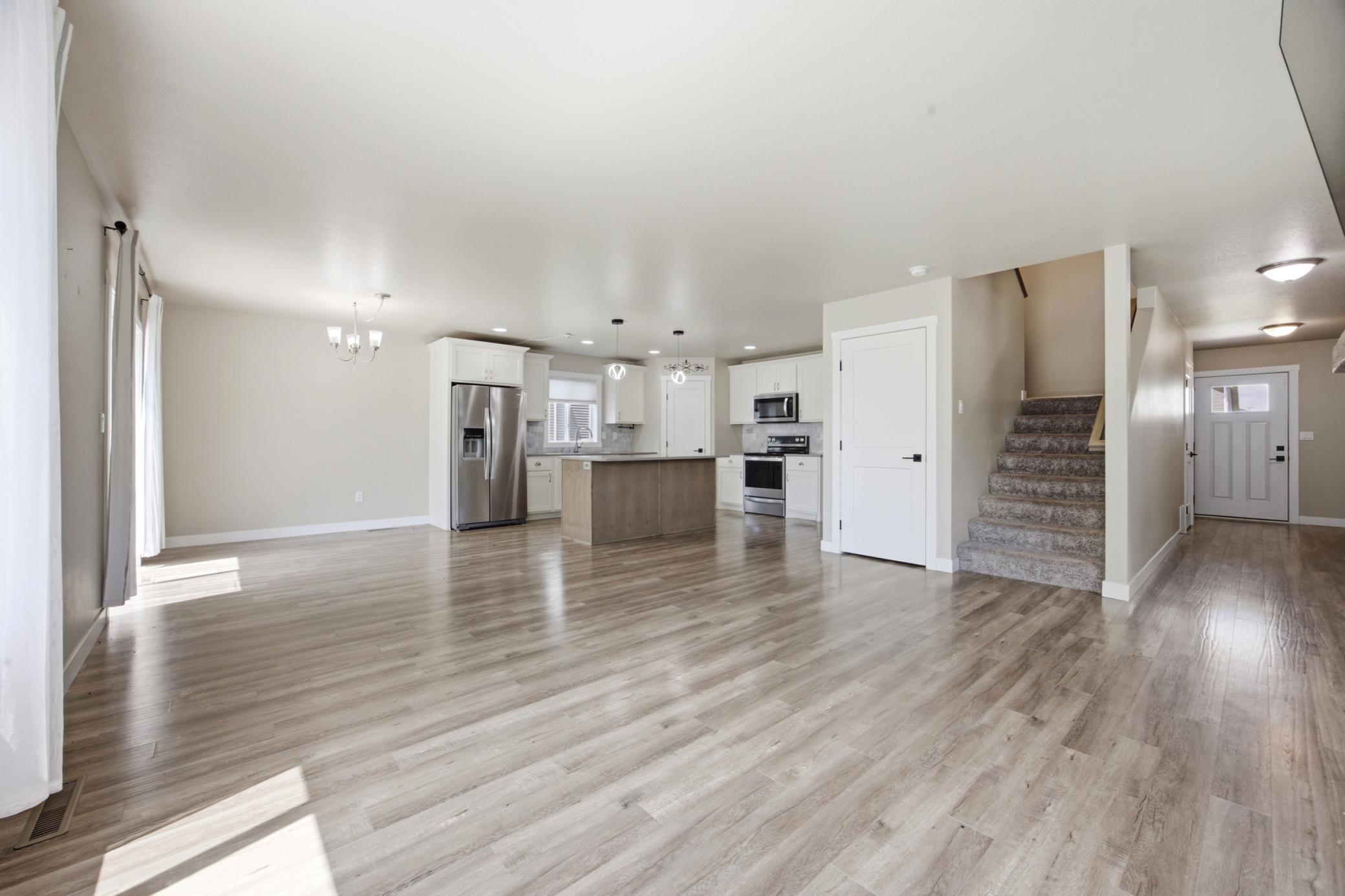 6204 63rd Avenue S, Fargo ND 58104 - Photo 12 of 48