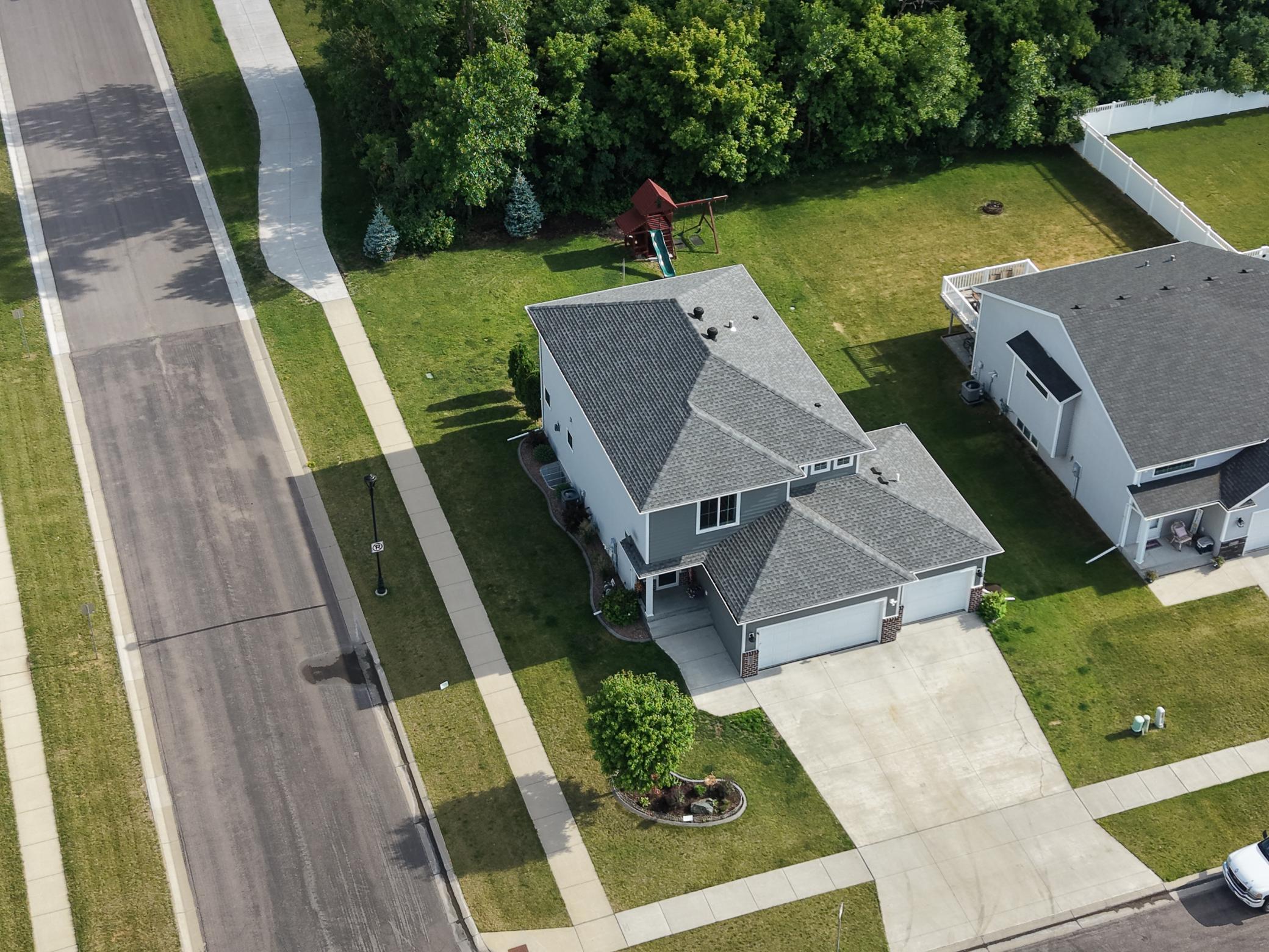 6204 63rd Avenue S, Fargo ND 58104 - Photo 4 of 48