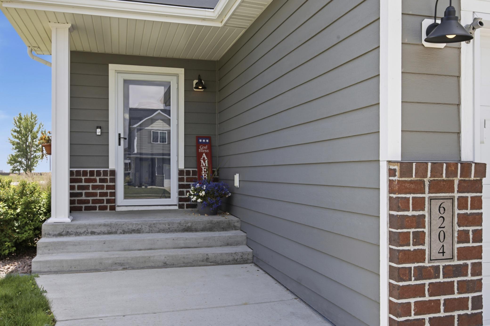 6204 63rd Avenue S, Fargo ND 58104 - Photo 5 of 48
