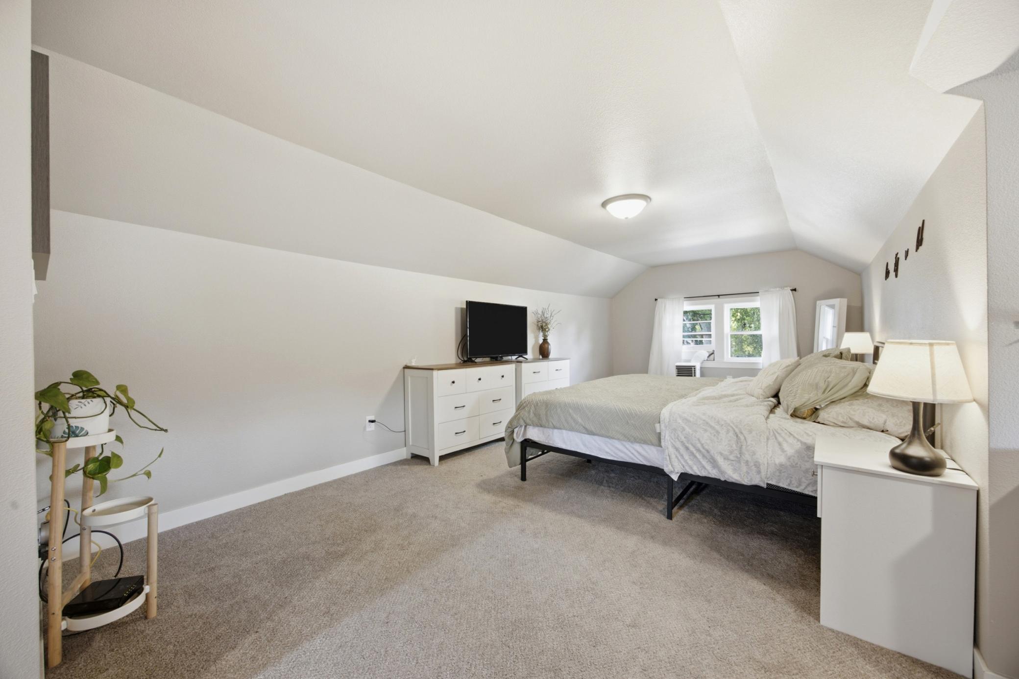 1402 8th S Avenue, Fargo ND 58103 - Photo 18 of 28