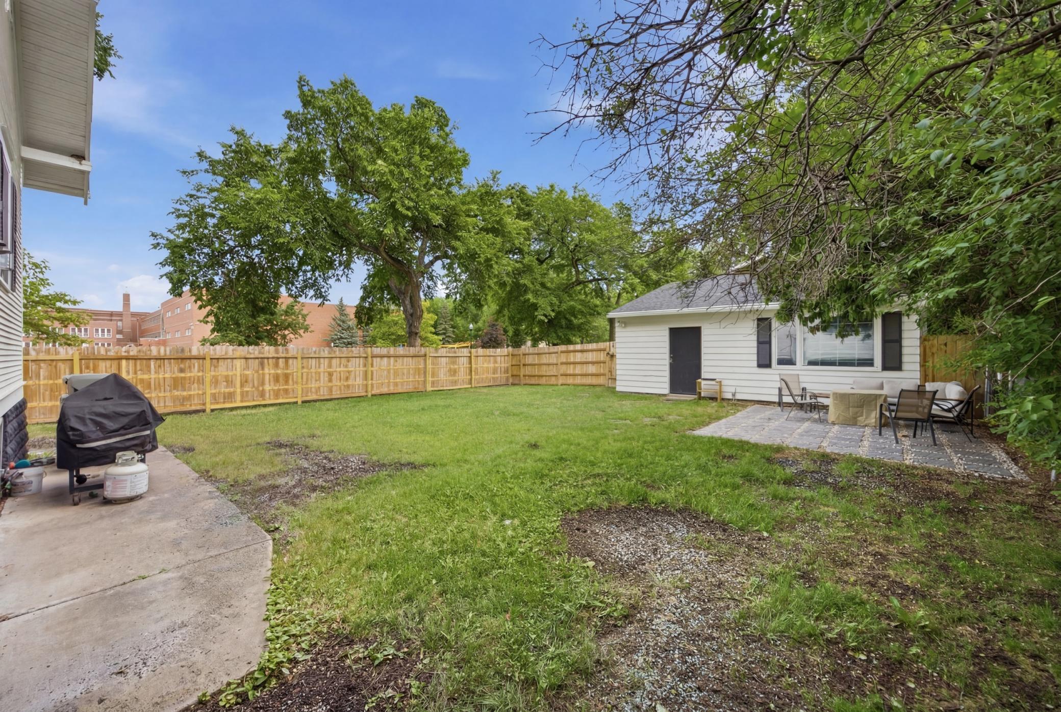 1402 8th S Avenue, Fargo ND 58103 - Photo 28 of 28