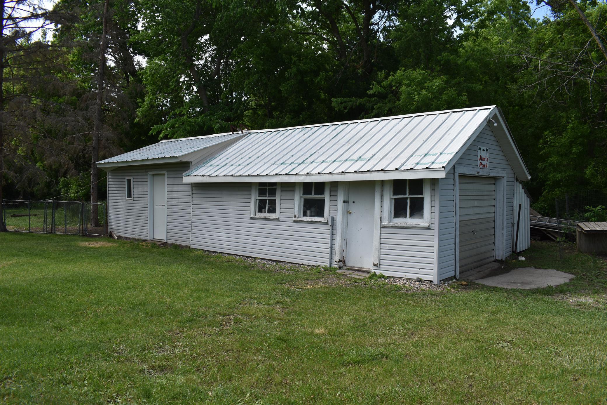 1958 single family home for sale at 26073 County Highway 18 in Fergus Falls, MN — 3 bed, 2 bath (photo 11 of 54)