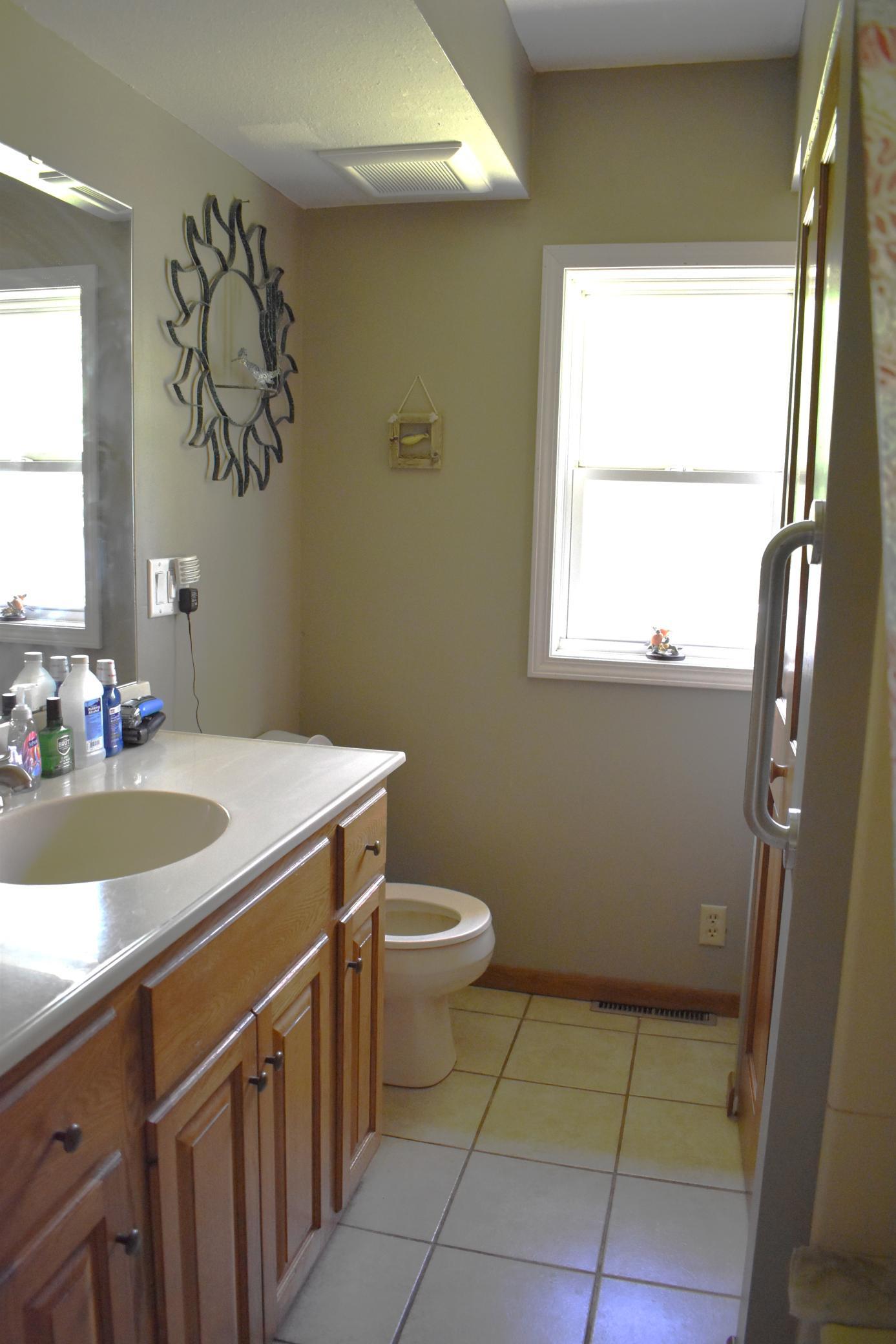 1958 single family home for sale at 26073 County Highway 18 in Fergus Falls, MN — 3 bed, 2 bath (photo 31 of 54)
