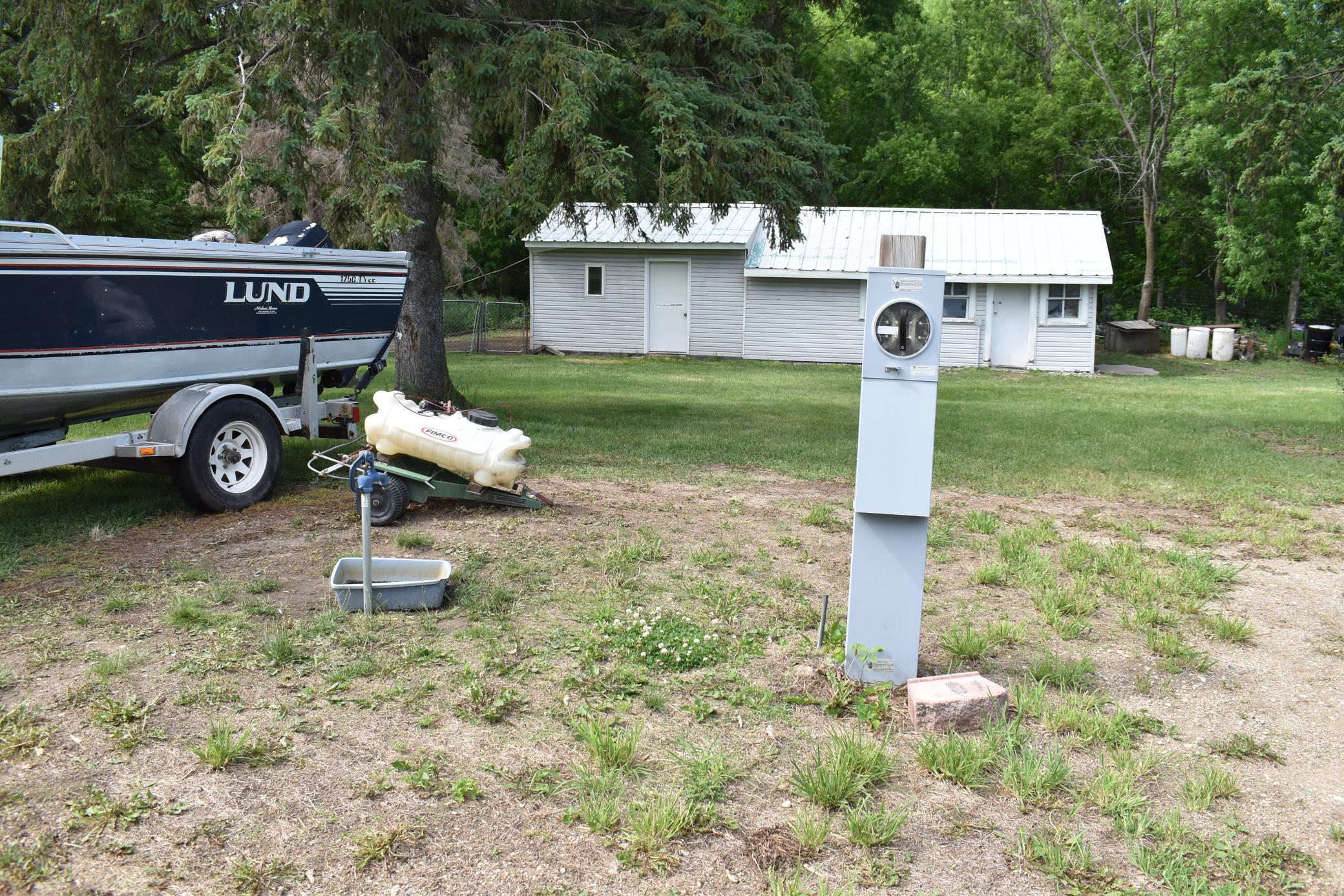 1958 single family home for sale at 26073 County Highway 18 in Fergus Falls, MN — 3 bed, 2 bath (photo 10 of 54)