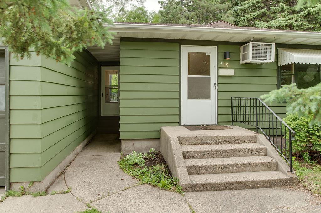 419 16th S Street, Moorhead MN 56560 - Photo 5 of 44