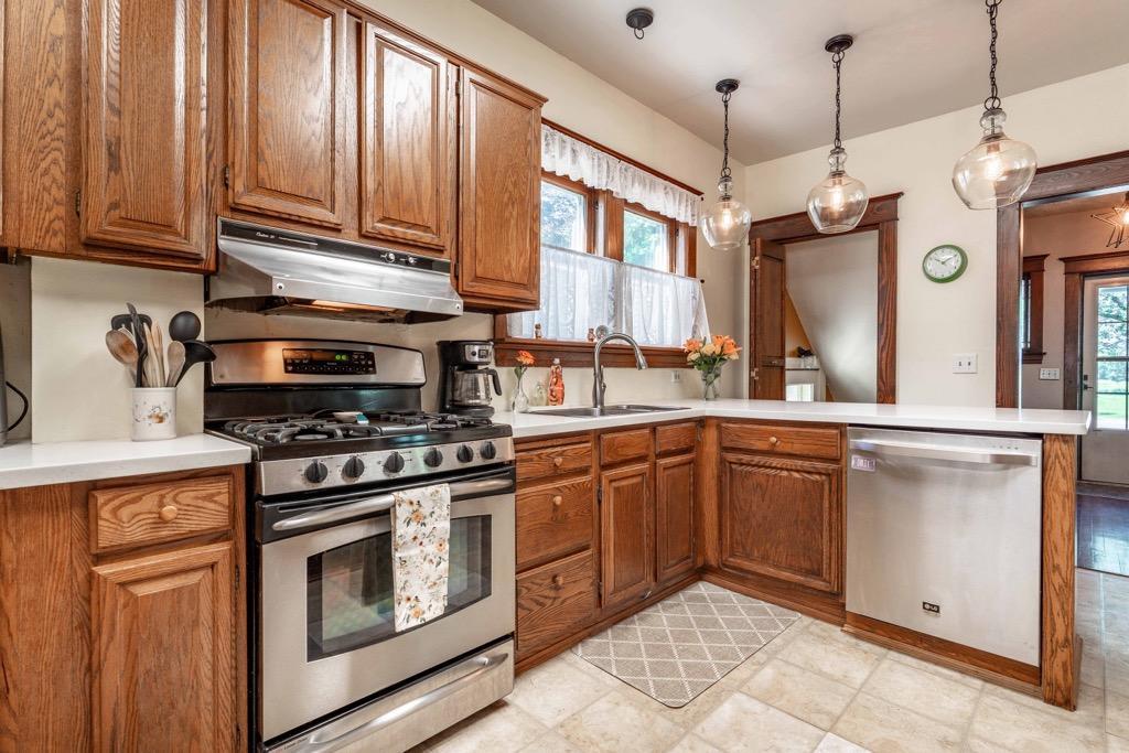 348 N Whitford Street, Fergus Falls MN 56537 - Photo 20 of 63