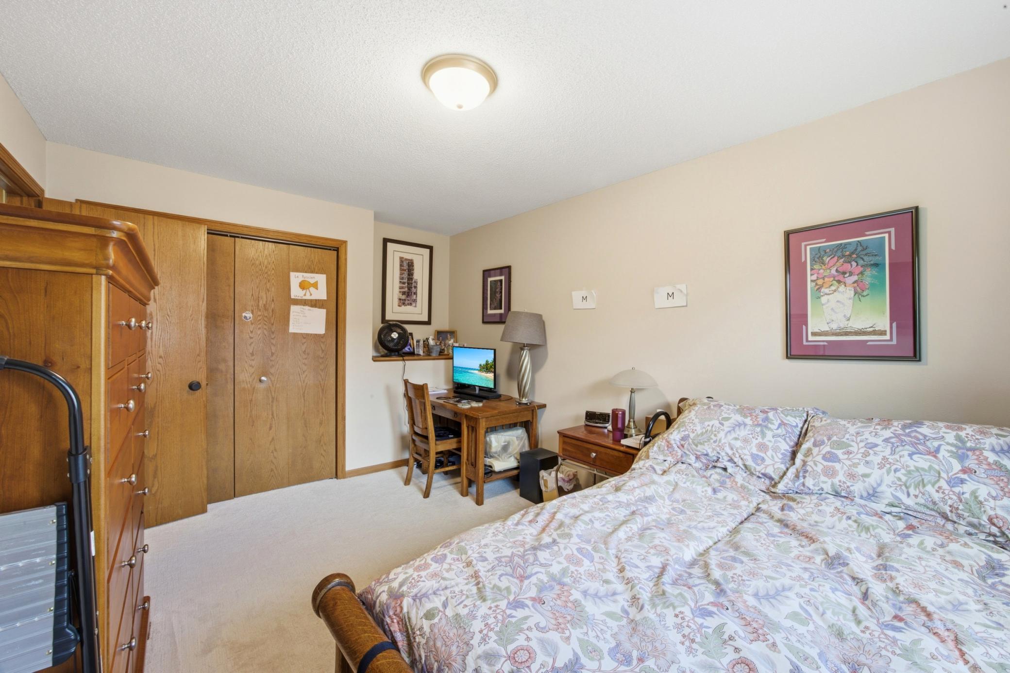2914 S Bay Drive S, Fargo ND 58103 - Photo 17 of 39