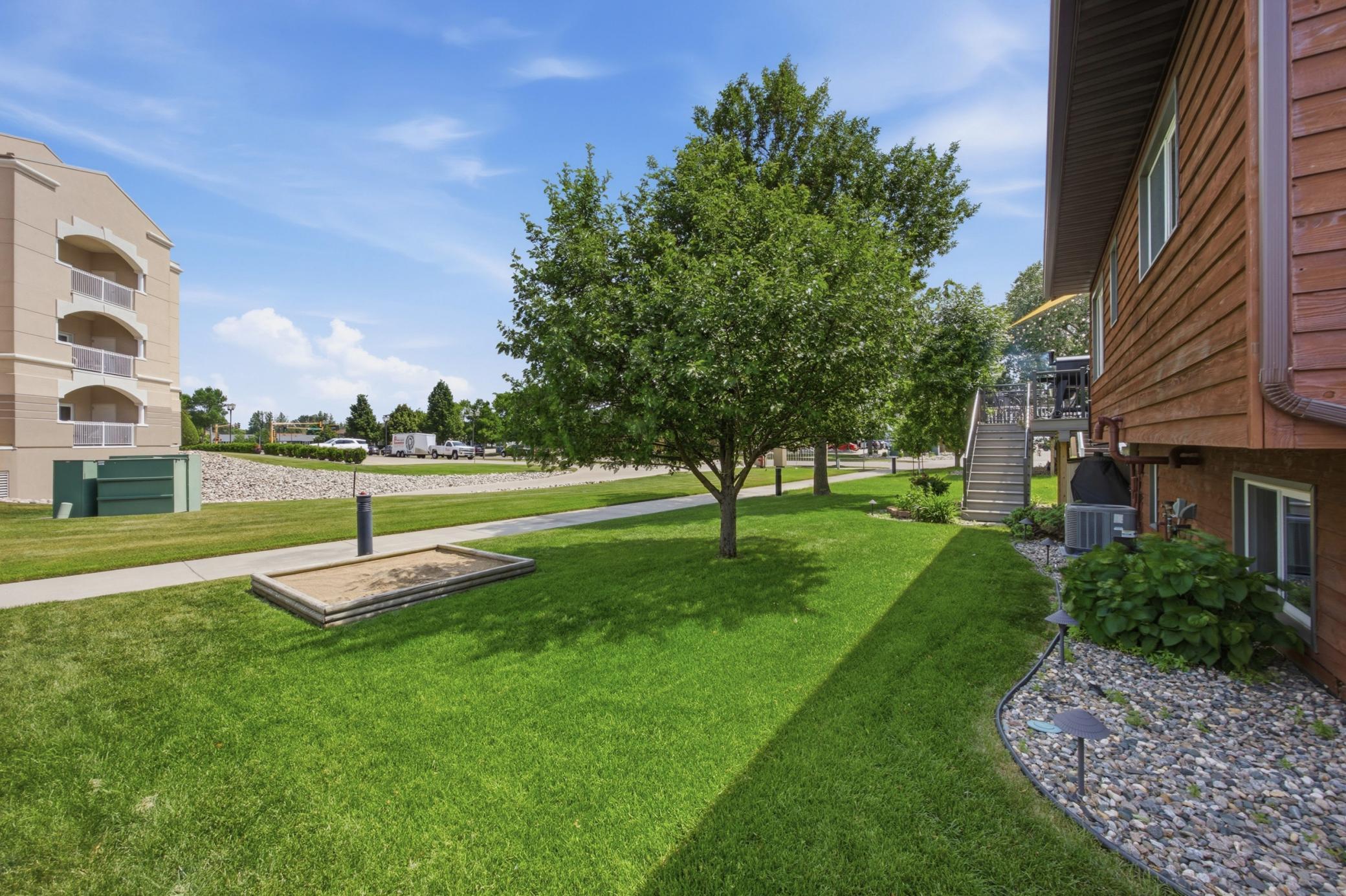 2914 S Bay Drive S, Fargo ND 58103 - Photo 35 of 39