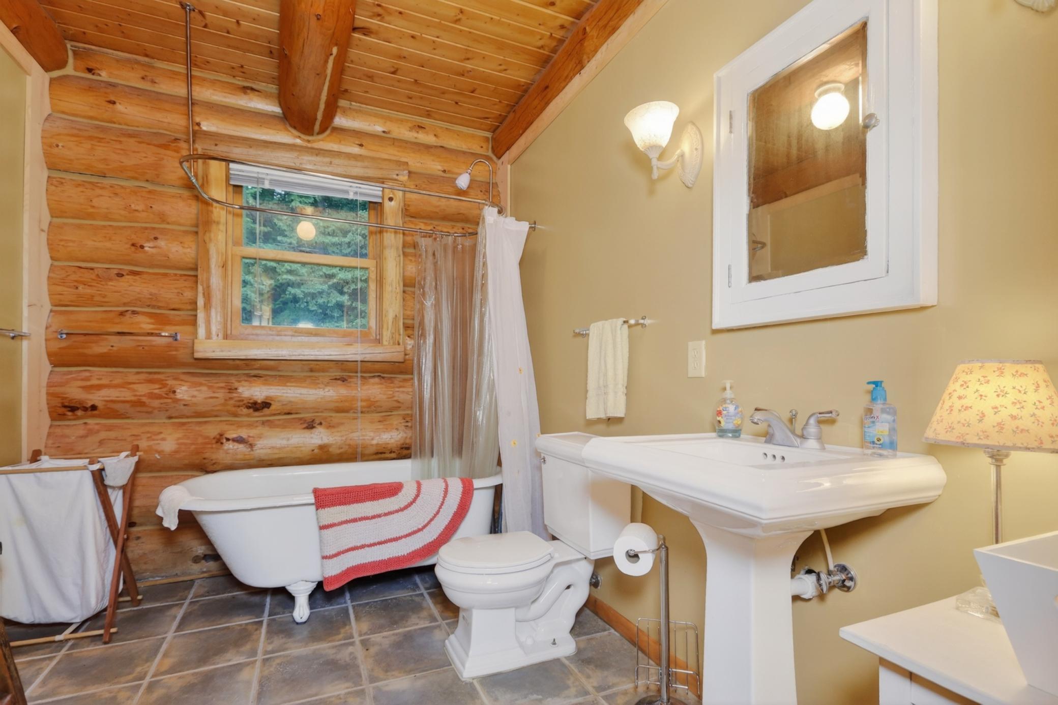 2006 single family home for sale at 46635 Terry Road in Talmoon, MN — 4 bed, 2 bath (photo 16 of 55)