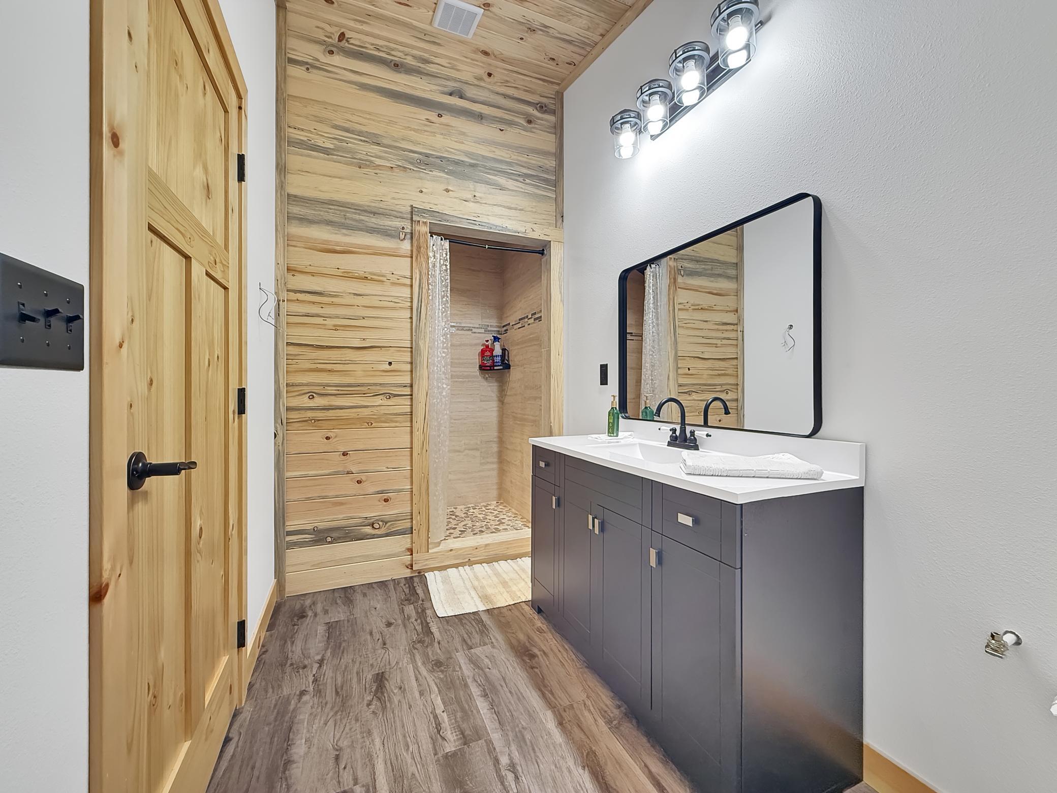 2024 single family home for sale at 15215 Werner Road NW in Bemidji, MN — 3 bed, 3 bath (photo 13 of 27)