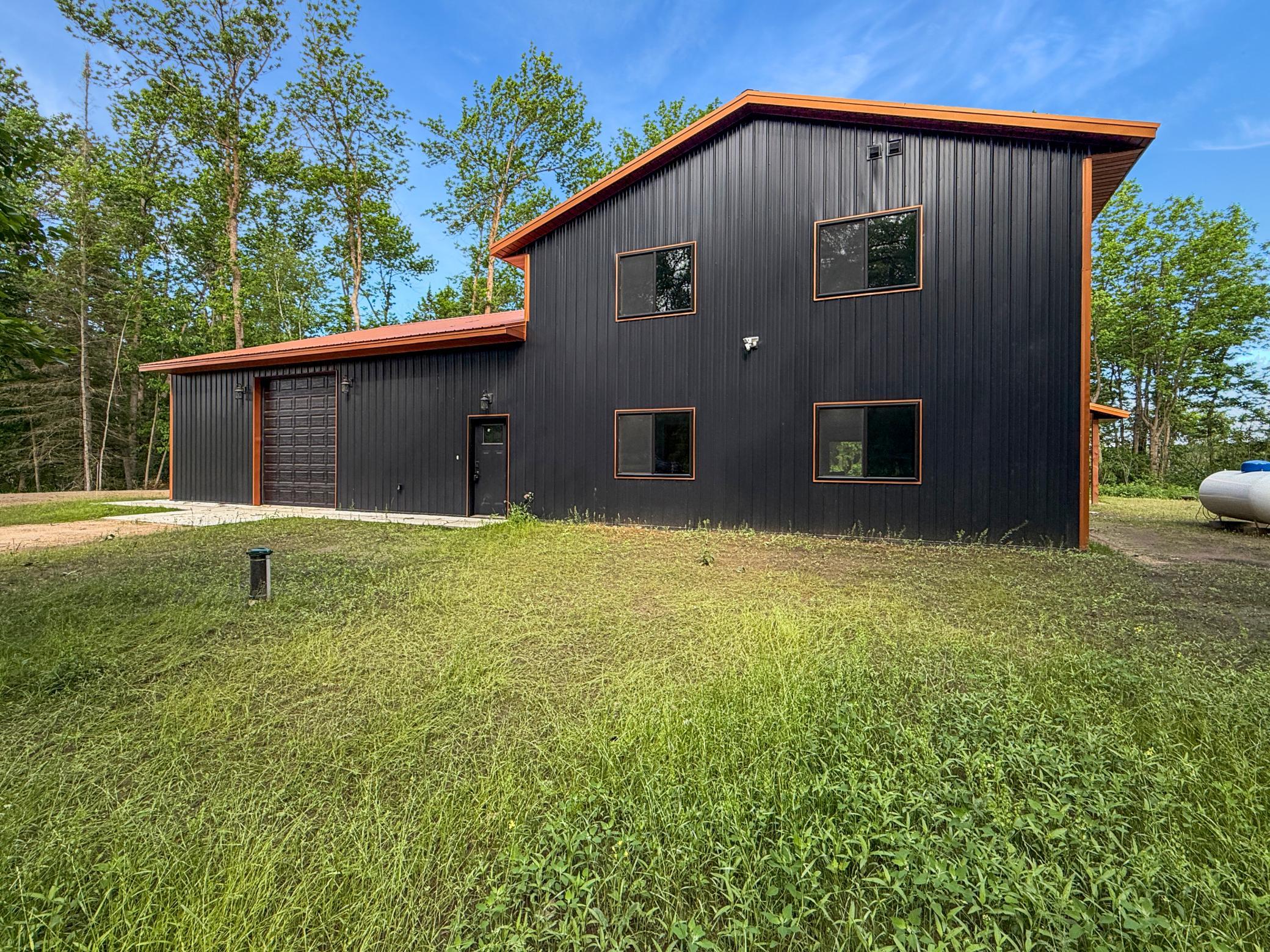 2024 single family home for sale at 15215 Werner Road NW in Bemidji, MN — 3 bed, 3 bath (photo 4 of 27)