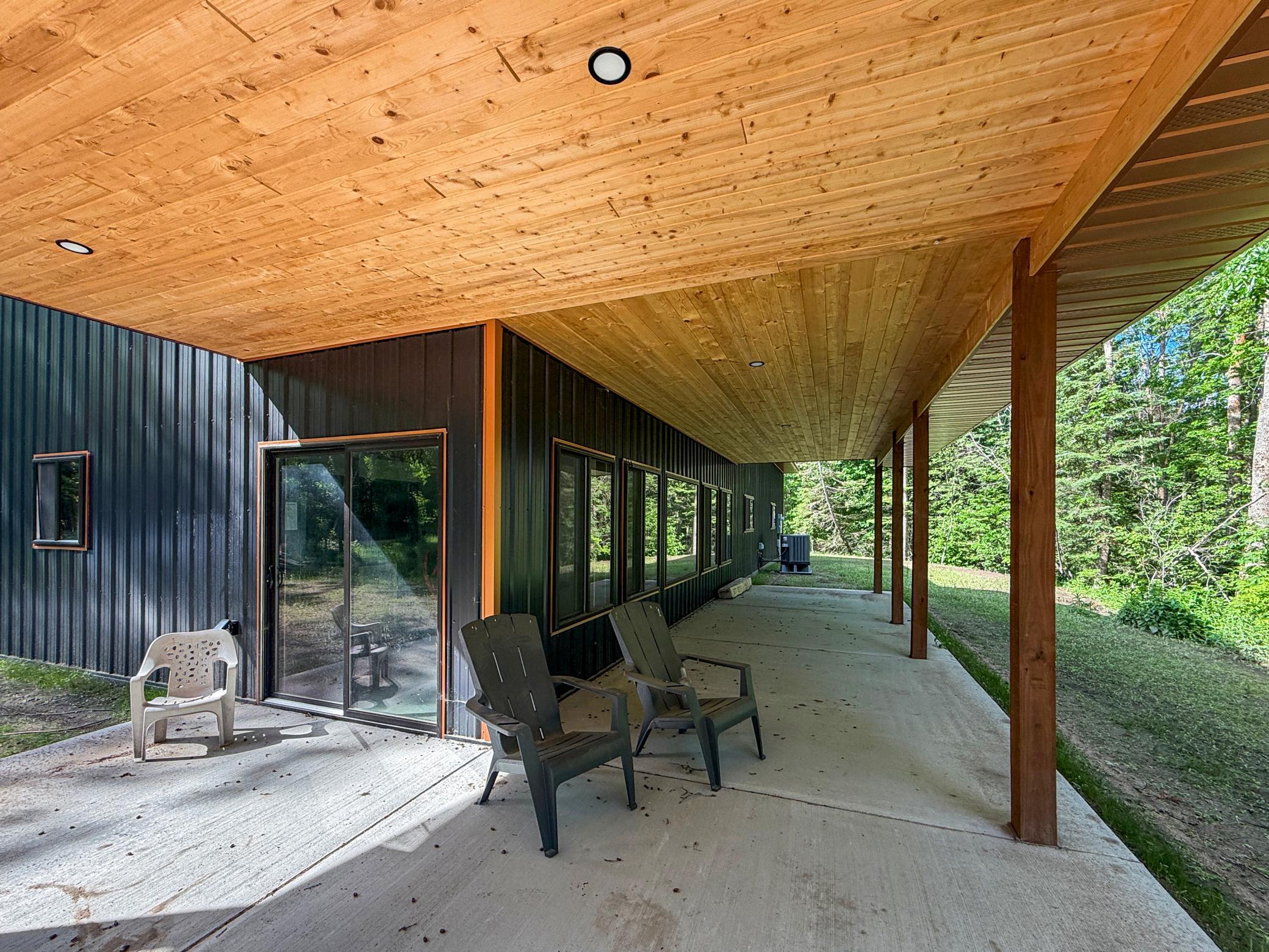 2024 single family home for sale at 15215 Werner Road NW in Bemidji, MN — 3 bed, 3 bath (photo 6 of 27)