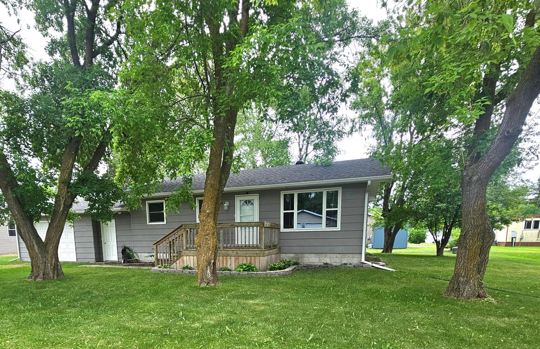 1975 single family home for sale at 252 E Nelson Avenue in Newfolden, MN — 2 bed, 1 bath (photo 20 of 20)
