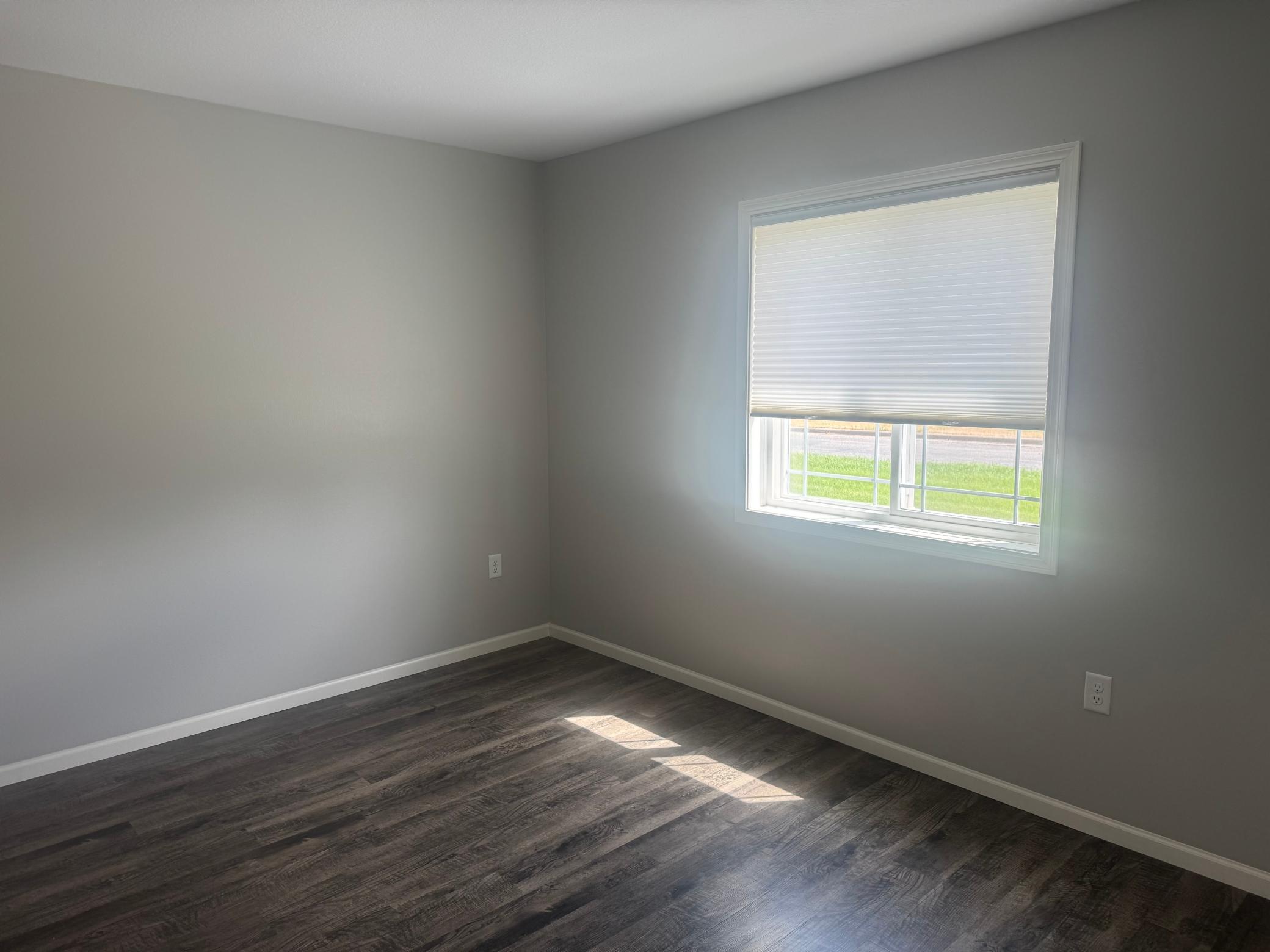 2021 townhouse for sale at 1615 30th Street NW in Bemidji, MN — 2 bed, 2 bath (photo 15 of 22)