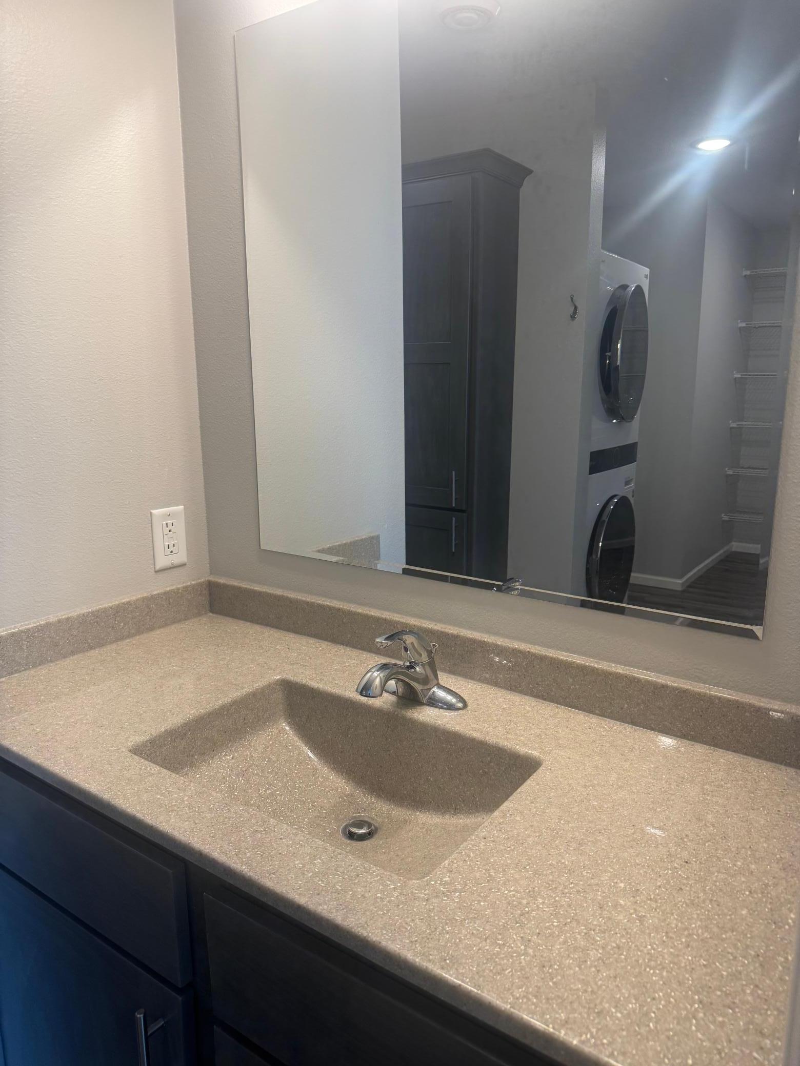 2021 townhouse for sale at 1615 30th Street NW in Bemidji, MN — 2 bed, 2 bath (photo 19 of 22)
