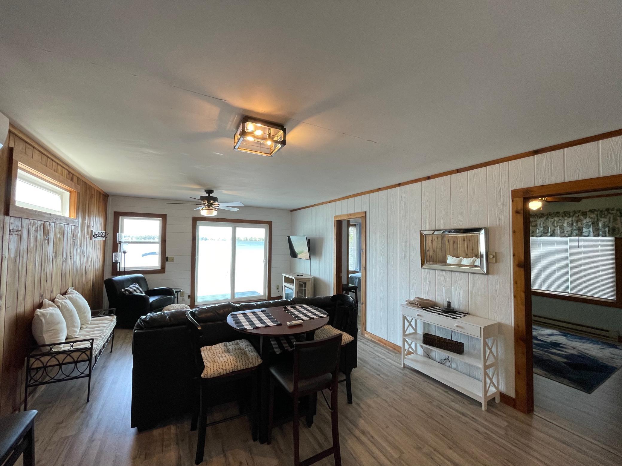 1963 single family home for sale at 27096 Little Floyd Lake Road, Unit 3 in Detroit Lakes, MN — 3 bed, 1 bath (photo 7 of 10)