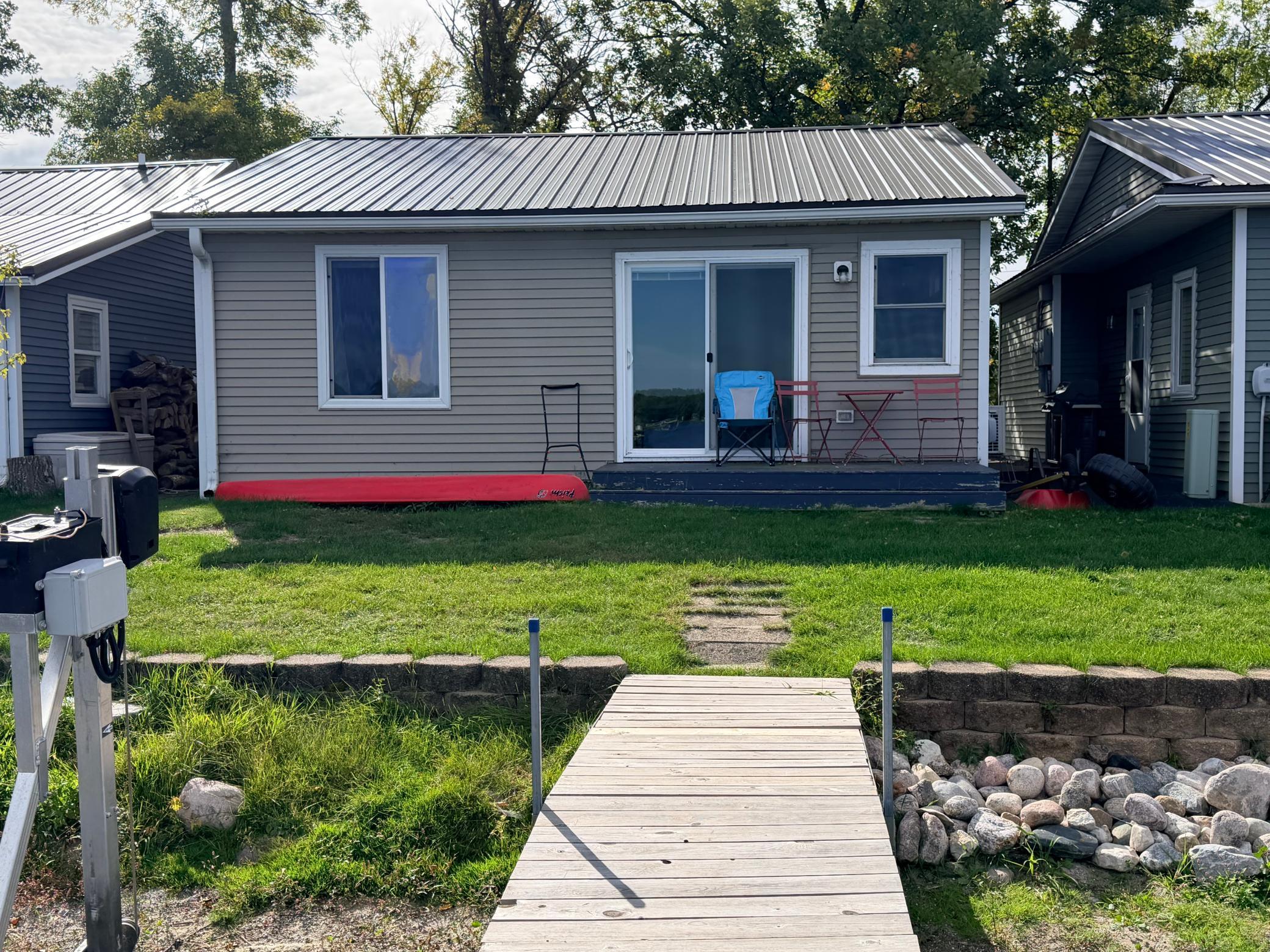 1963 single family home for sale at 27096 Little Floyd Lake Road, Unit 3 in Detroit Lakes, MN — 3 bed, 1 bath (photo 2 of 36)
