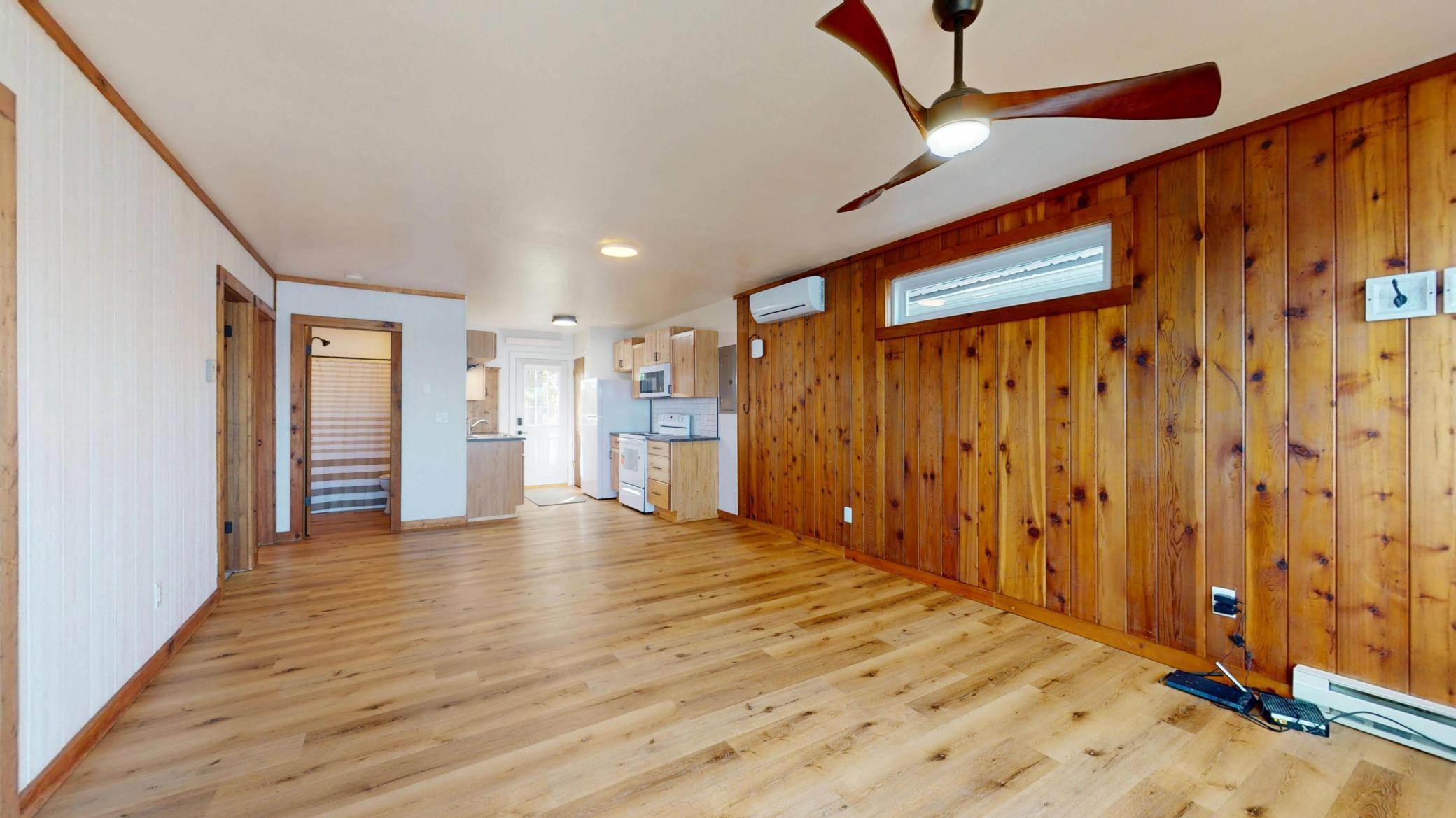 1963 single family home for sale at 27096 Little Floyd Lake Road, Unit 3 in Detroit Lakes, MN — 3 bed, 1 bath (photo 15 of 36)