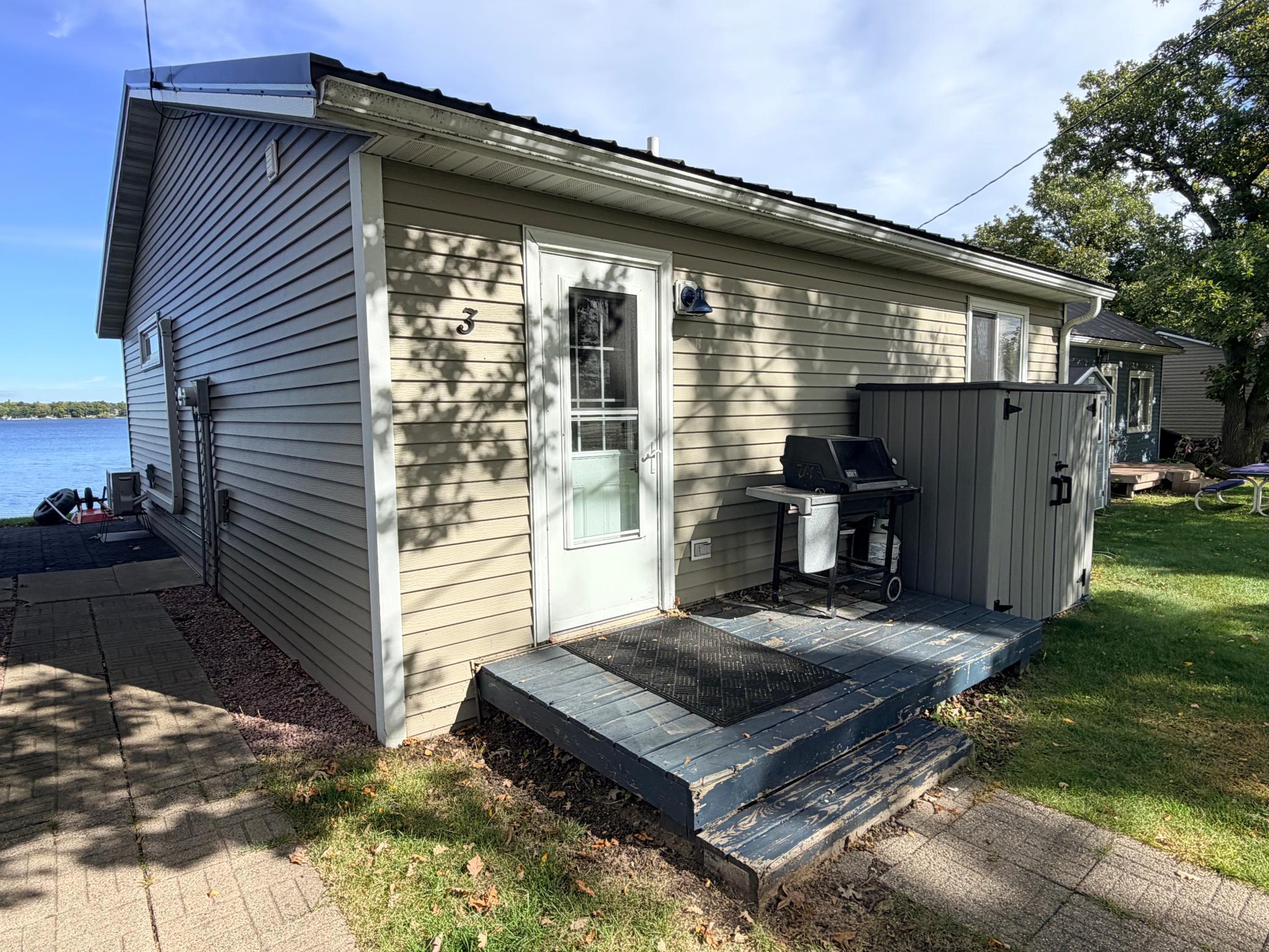 1963 single family home for sale at 27096 Little Floyd Lake Road, Unit 3 in Detroit Lakes, MN — 3 bed, 1 bath (photo 8 of 36)