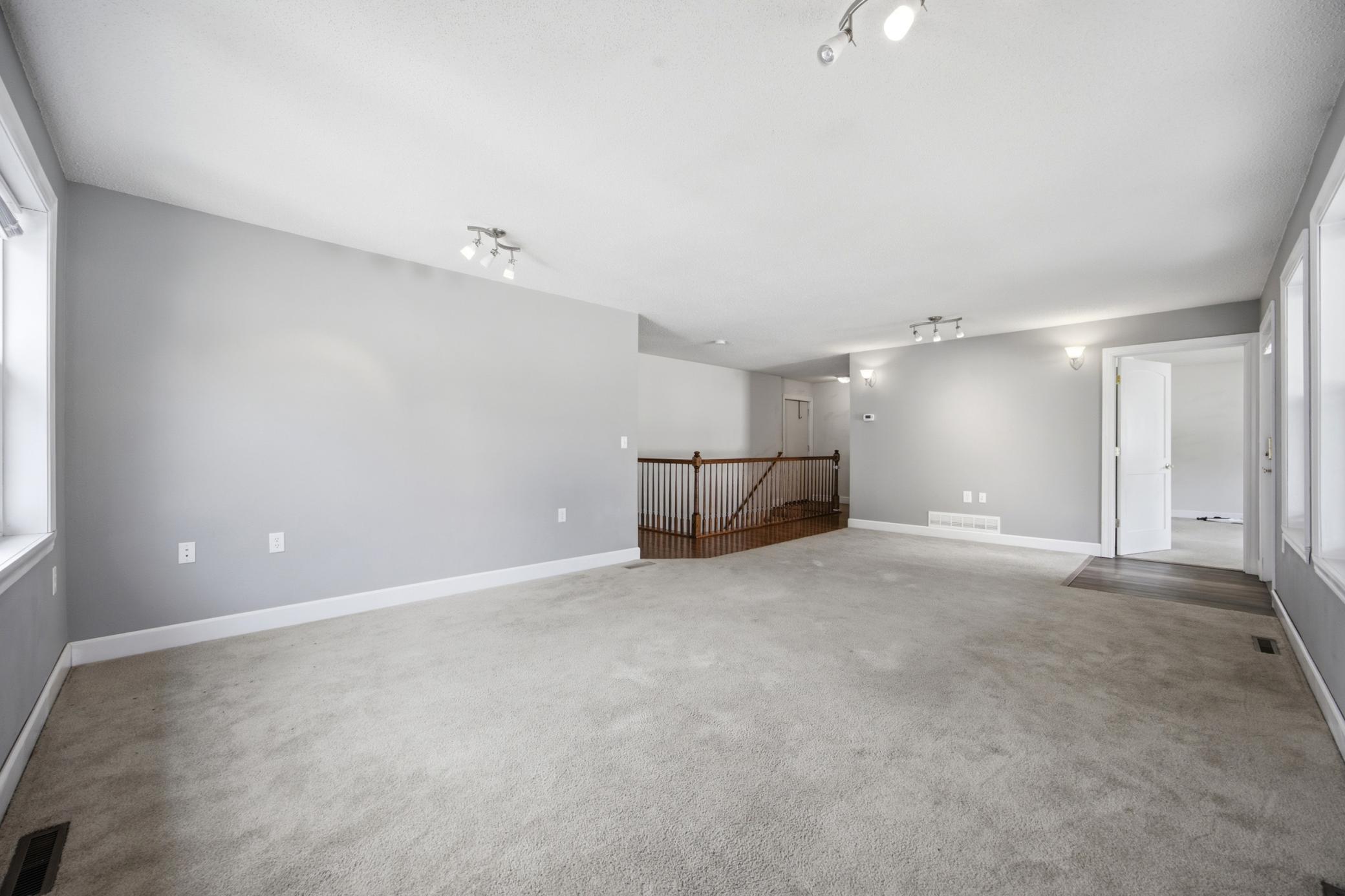 1026 OAK N Street, Fargo ND 58102 - Photo 8 of 26